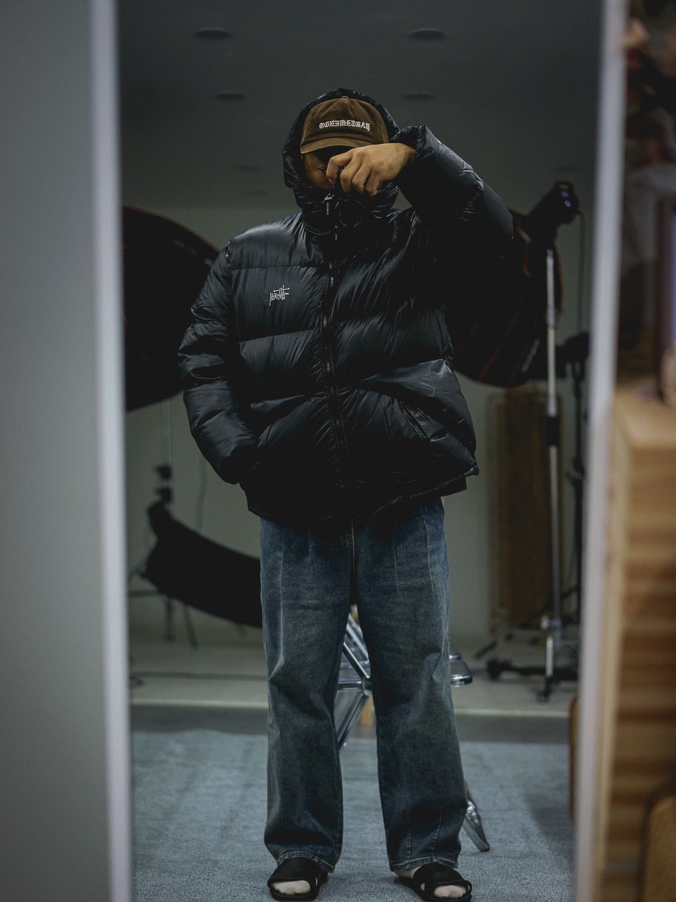 Stussy Down Parka Micro Ripstop Phantom Black 착용 스타일 - 1