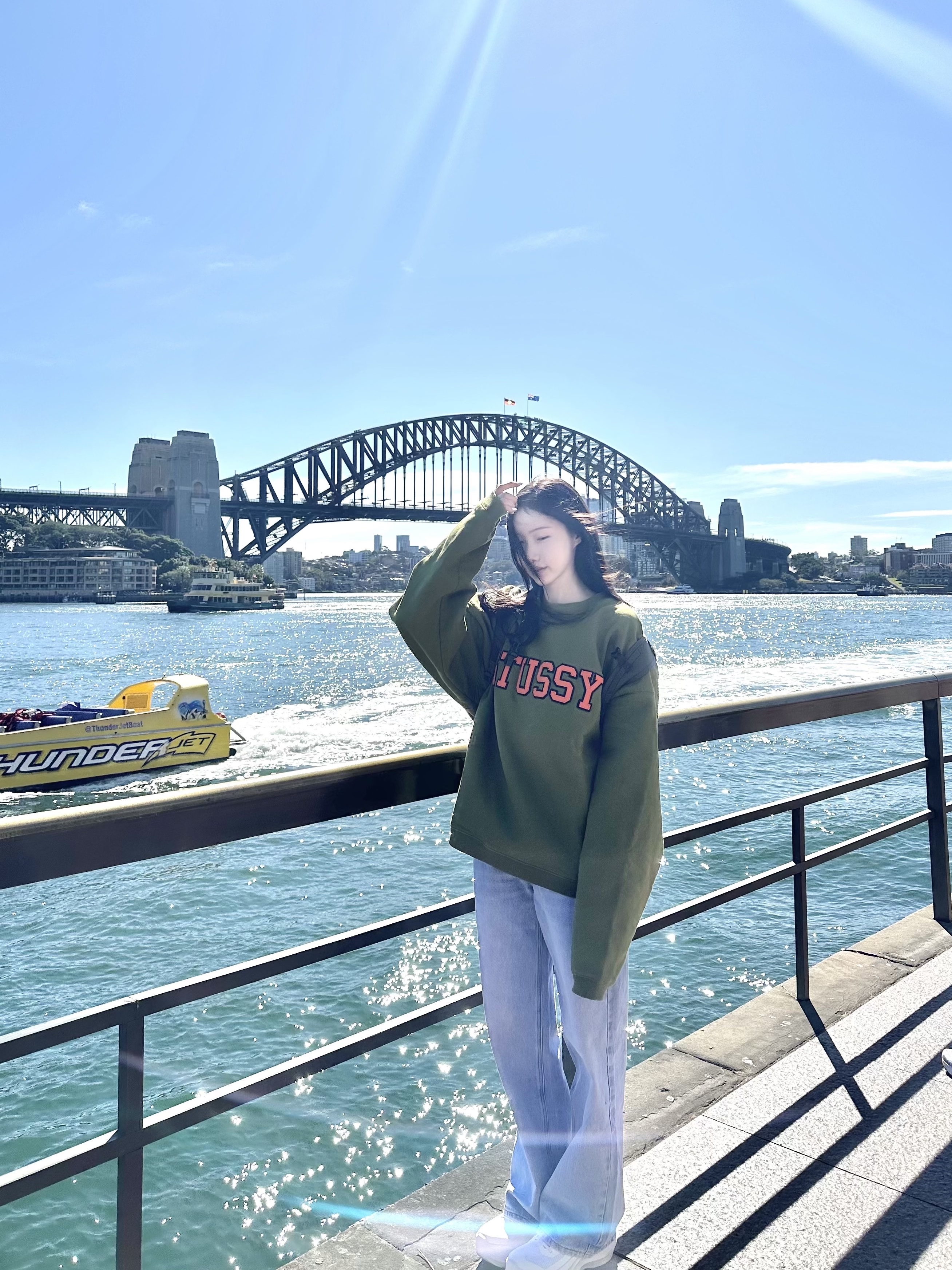 Stussy Relaxed Oversized Crew Green, Salomon x Comme des Garcons Pulsar Platform White 착용 스타일 - 1