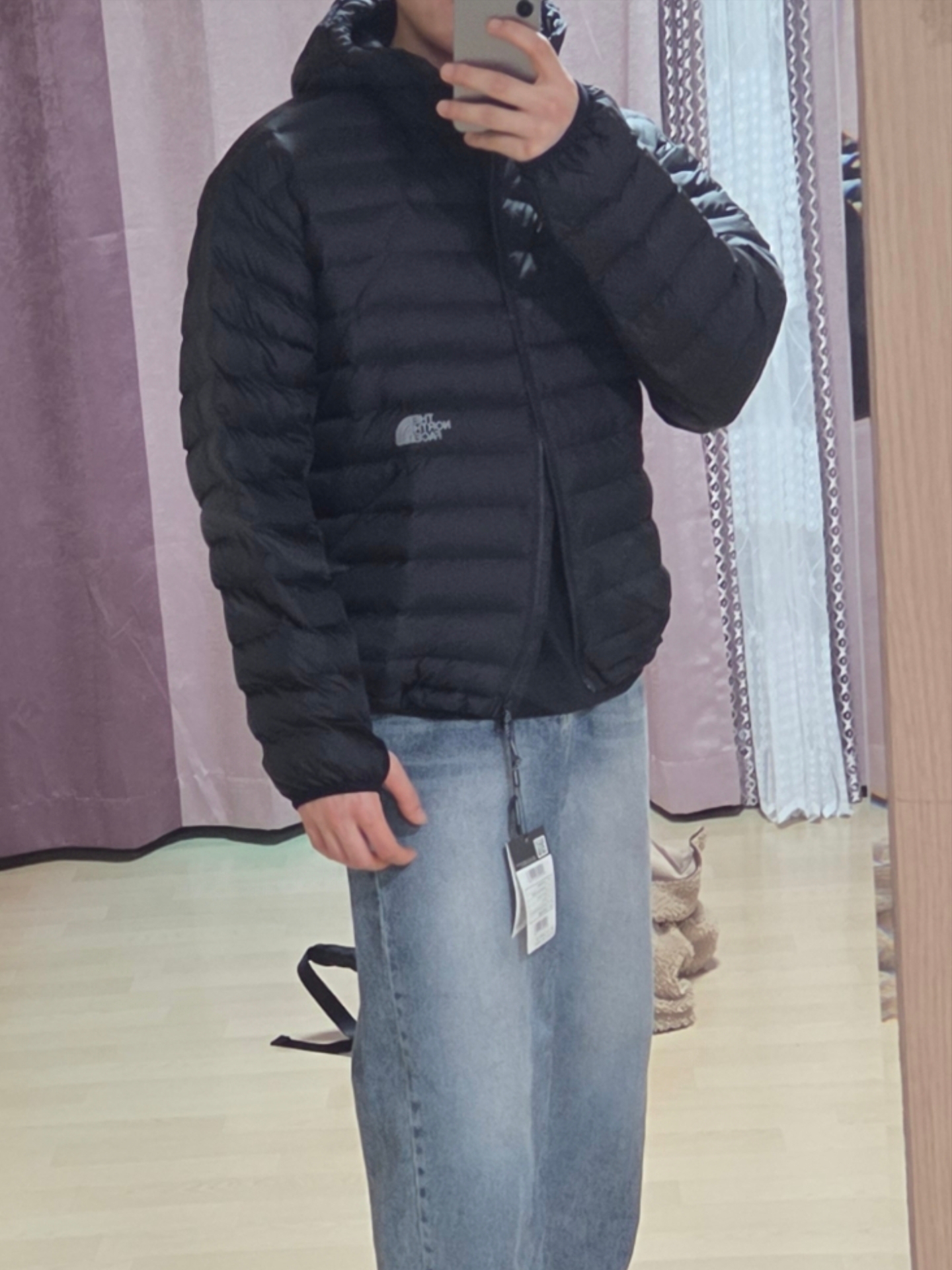 The North Face Ventus On Jacket Black 착용 스타일