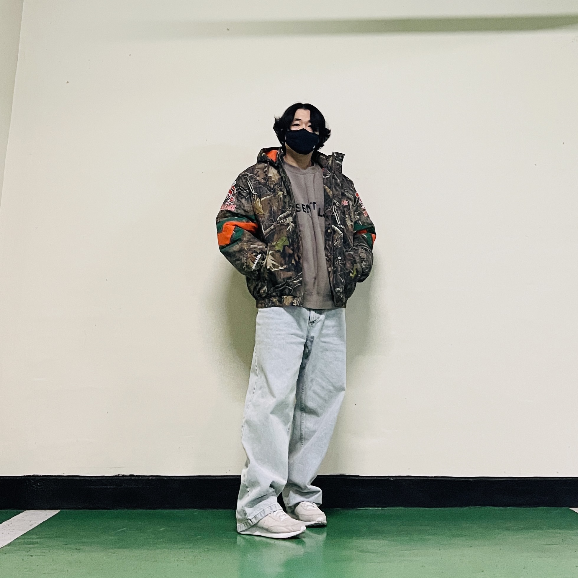 Nike x Stranger Things Air Tailwind 79 Sail Upside Down Pack, Supreme Mitchell & Ness NCAA Hooded Stadium Jacket TrueTimber Kanati Camo - 24FW 착용 스타일 - 5