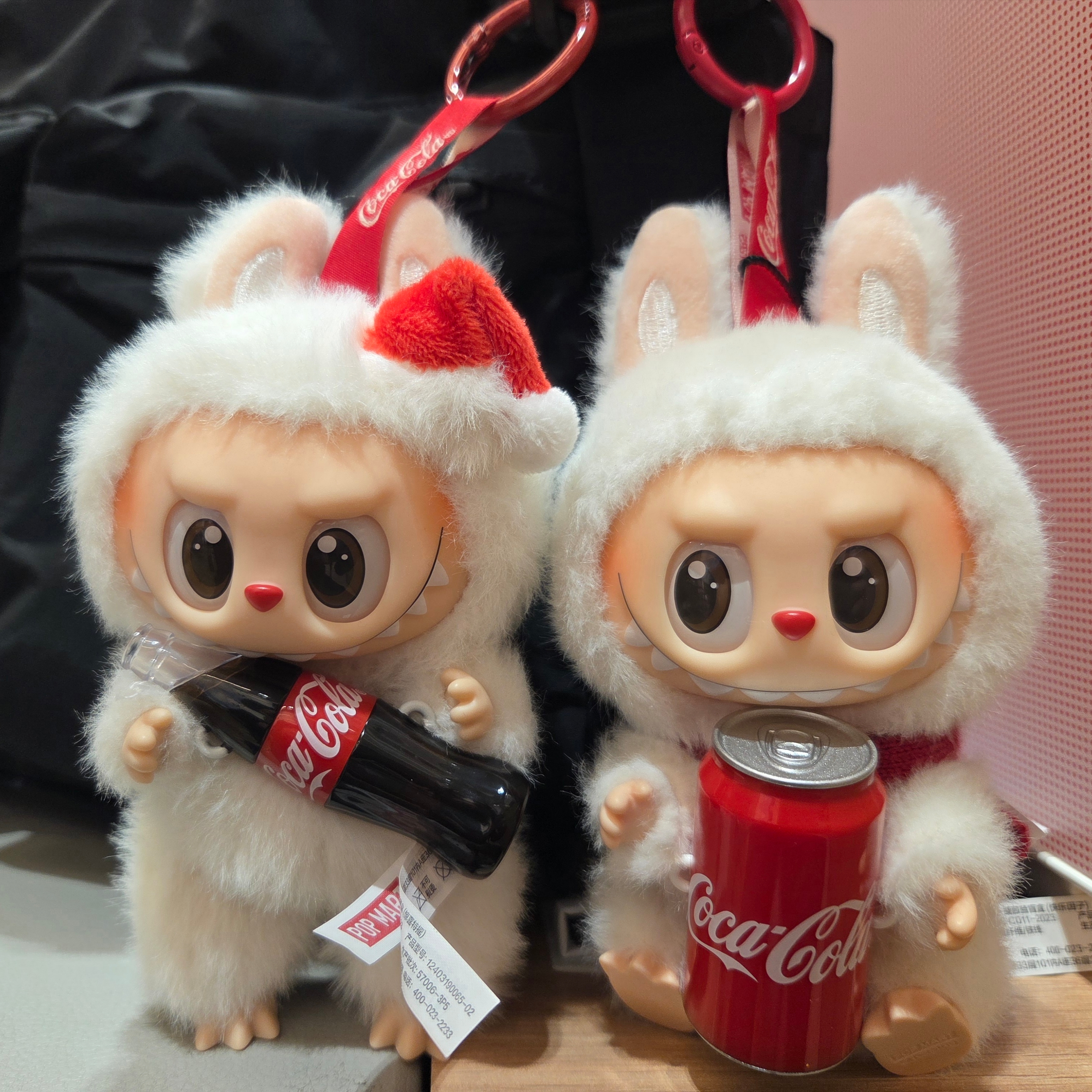 Pop Mart Labubu Coca Cola Series Surprise Shake Keyring (Opened Case), Pop Mart Labubu Coca Cola Series Happy Factor Keyring (Opened Case) 착용 스타일