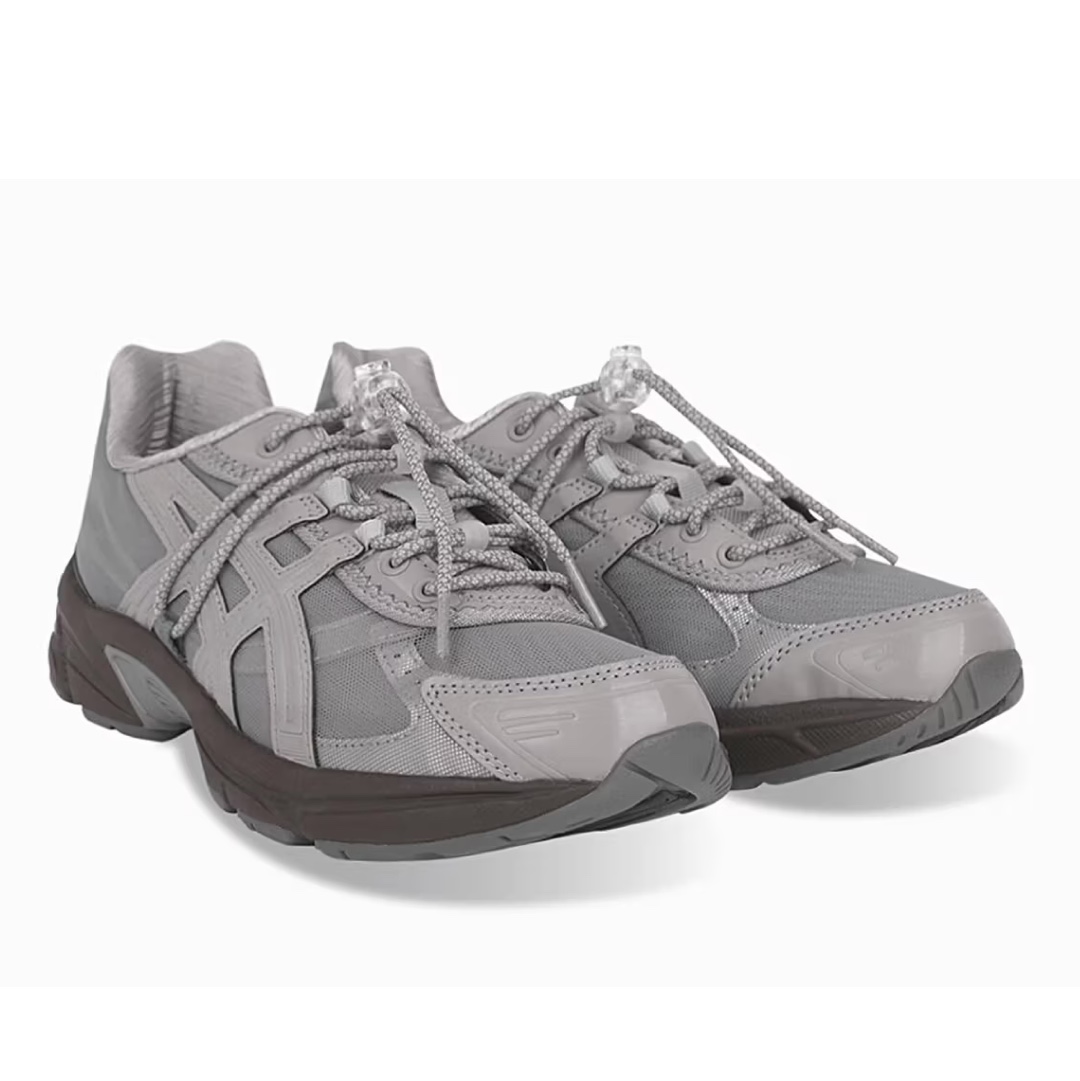 Asics x Atmos Pink x OJOS Gel-1130 RE Grey 착용 스타일 - 2