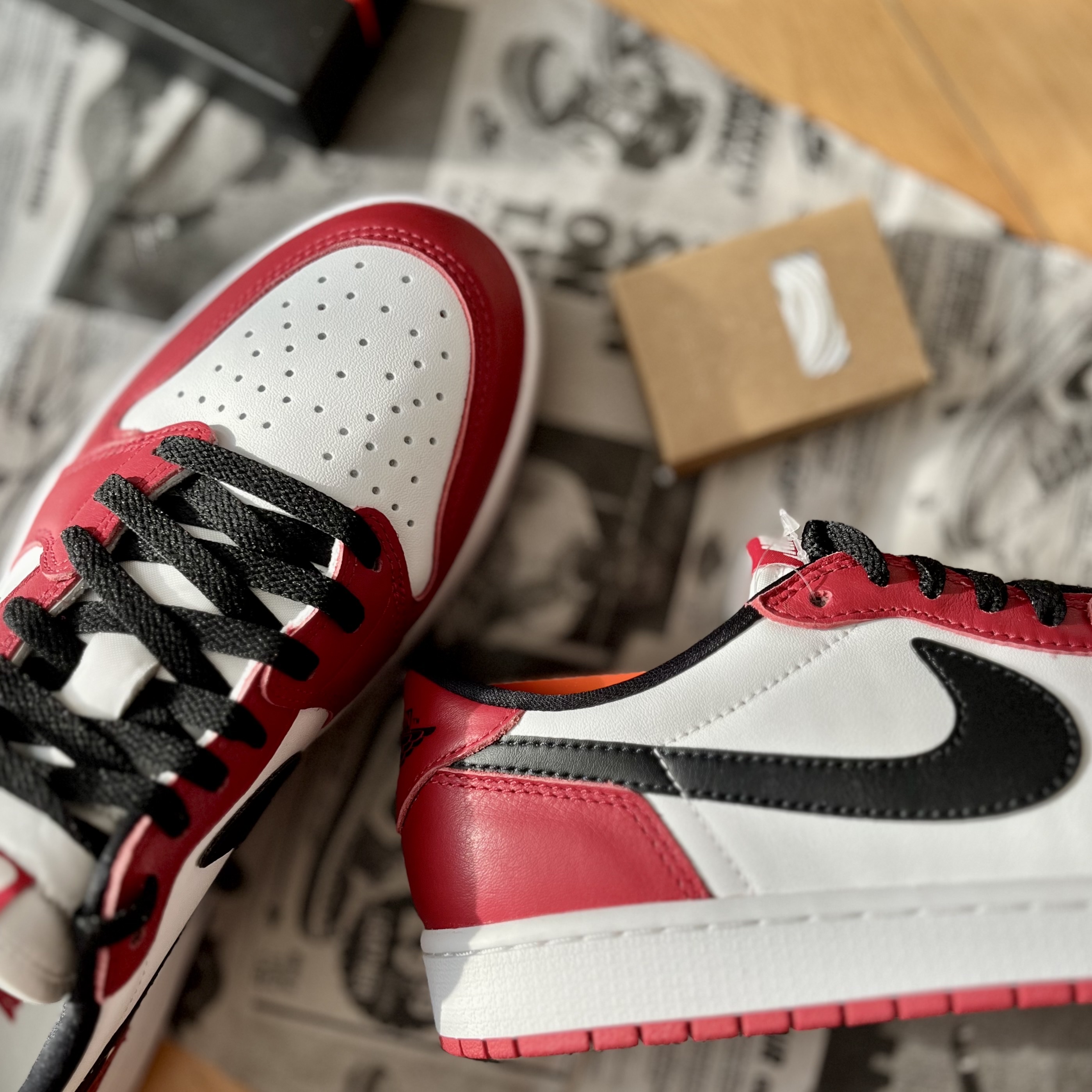 Jordan 1 Retro Low OG Chicago 착용 스타일 - 1