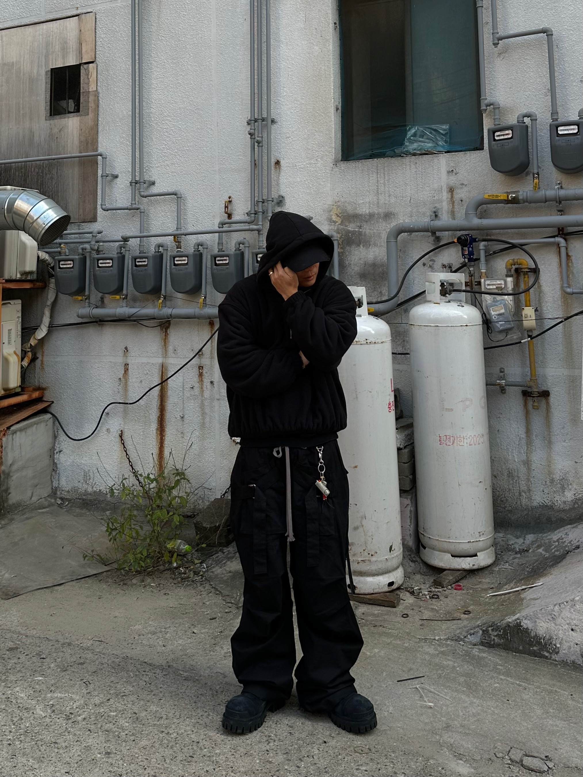 [예약 배송] Nonnod Half zip fleece Black, Wapworks Wide Safety Cargo Pants Black 착용 스타일 - 1