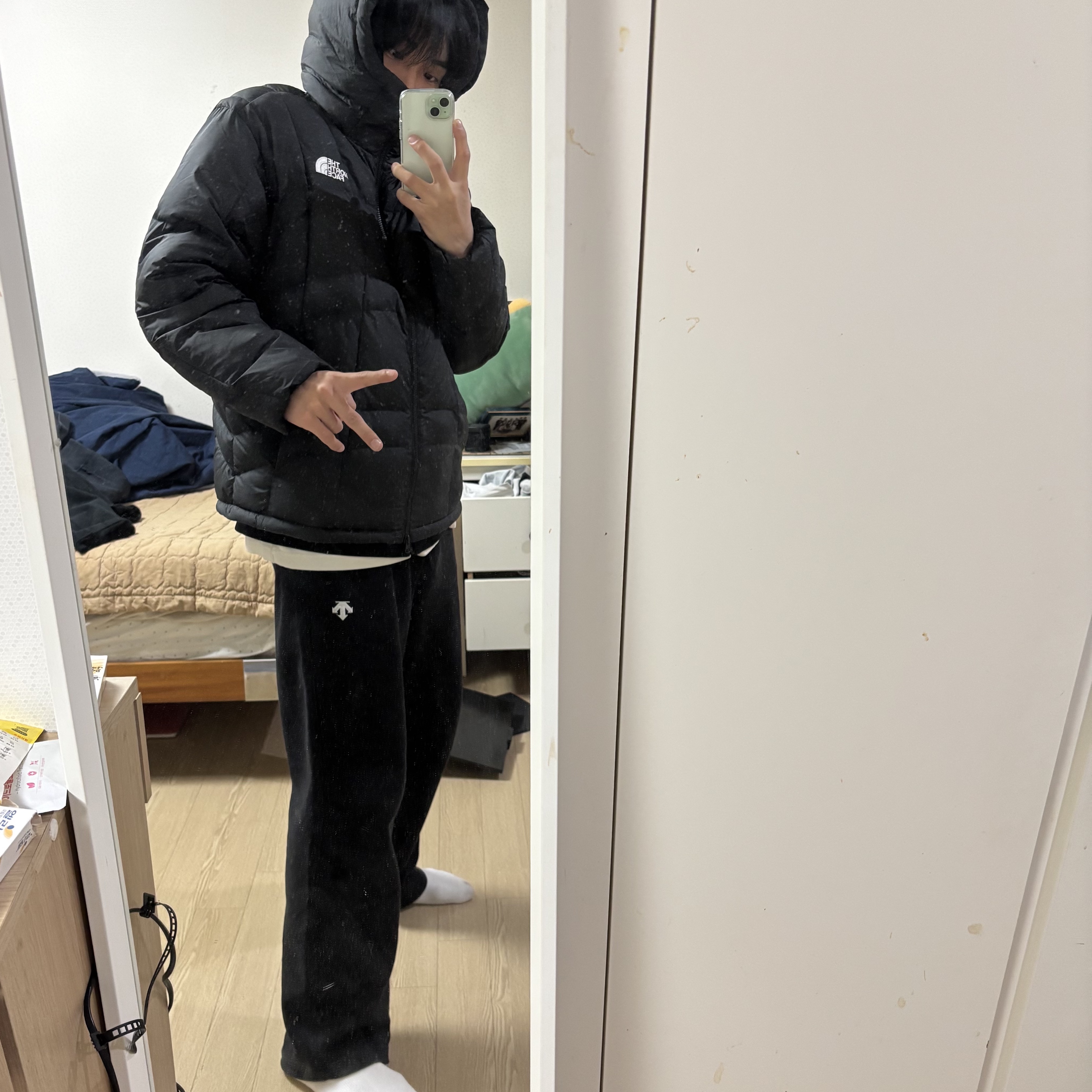 The North Face White Label Wave LT On Ball Jacket Black 착용 스타일