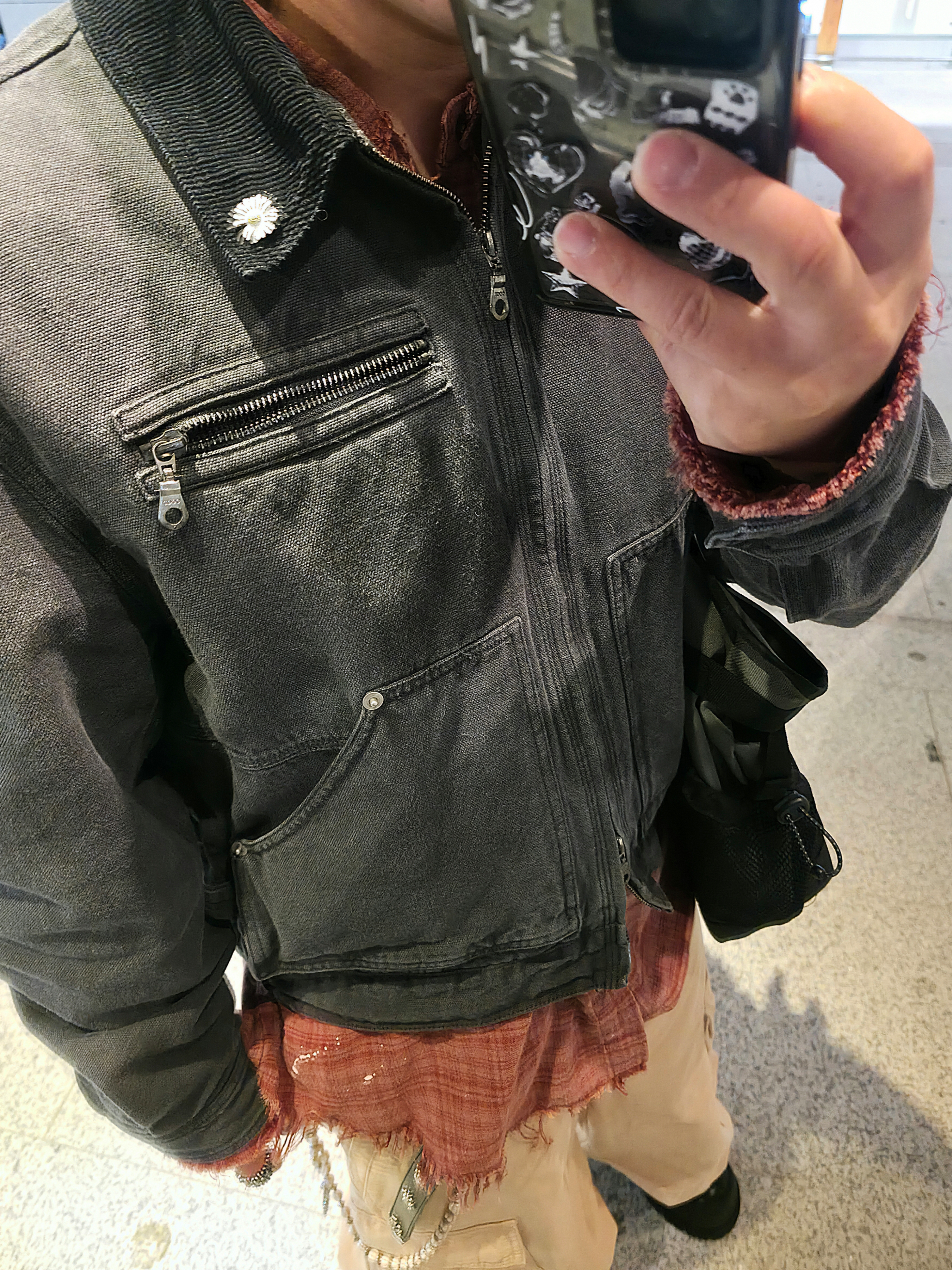 NOD Stone Washed Cargo Pants Beige 착용 스타일 - 6