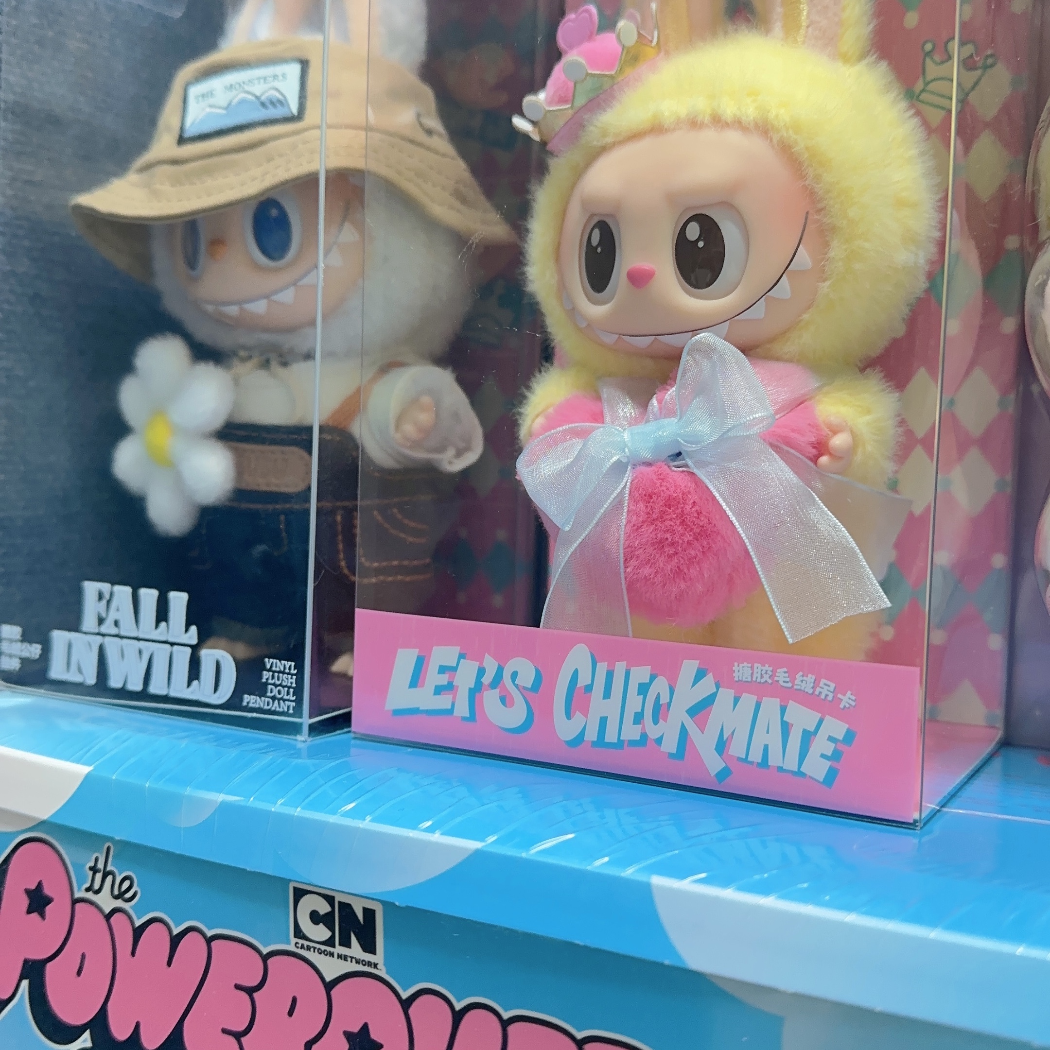 Pop Mart Fall In Wild Labubu Series Toy Keyring, Pop Mart The Monsters Checkmate Series Plush Keyring 착용 스타일