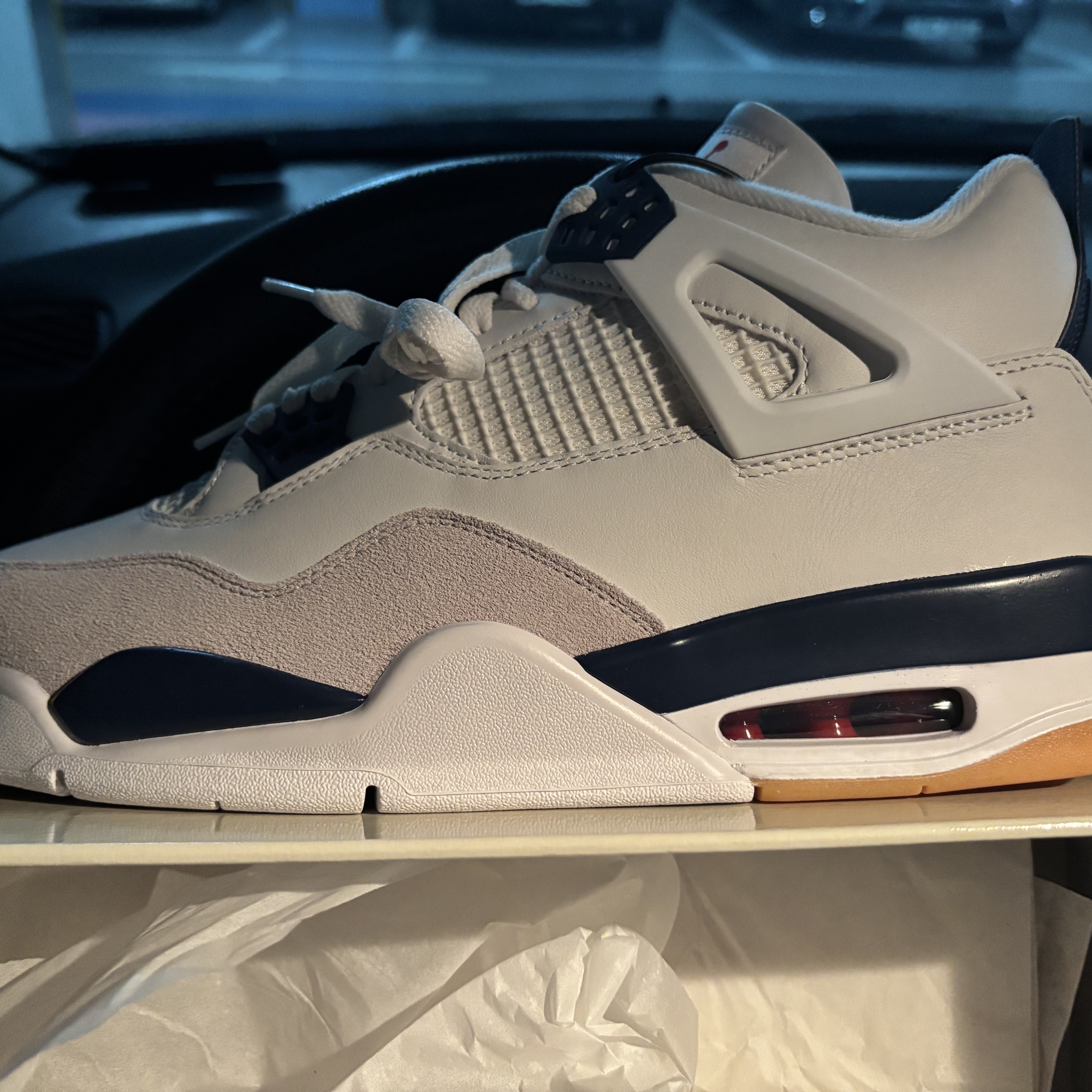 Jordan 4 x Nike SB Retro SP Navy 착용 스타일 - 2
