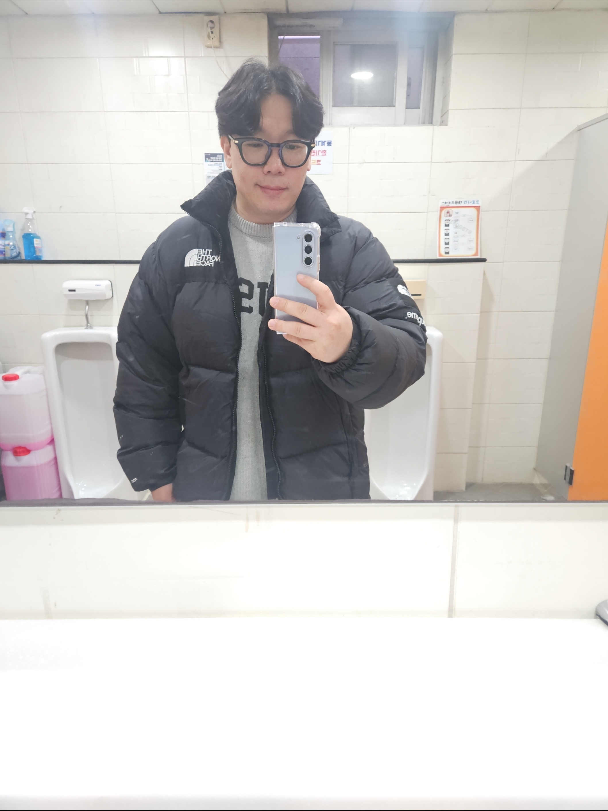 Supreme x The North Face Split Nuptse Jacket Black - 24SS 착용 스타일