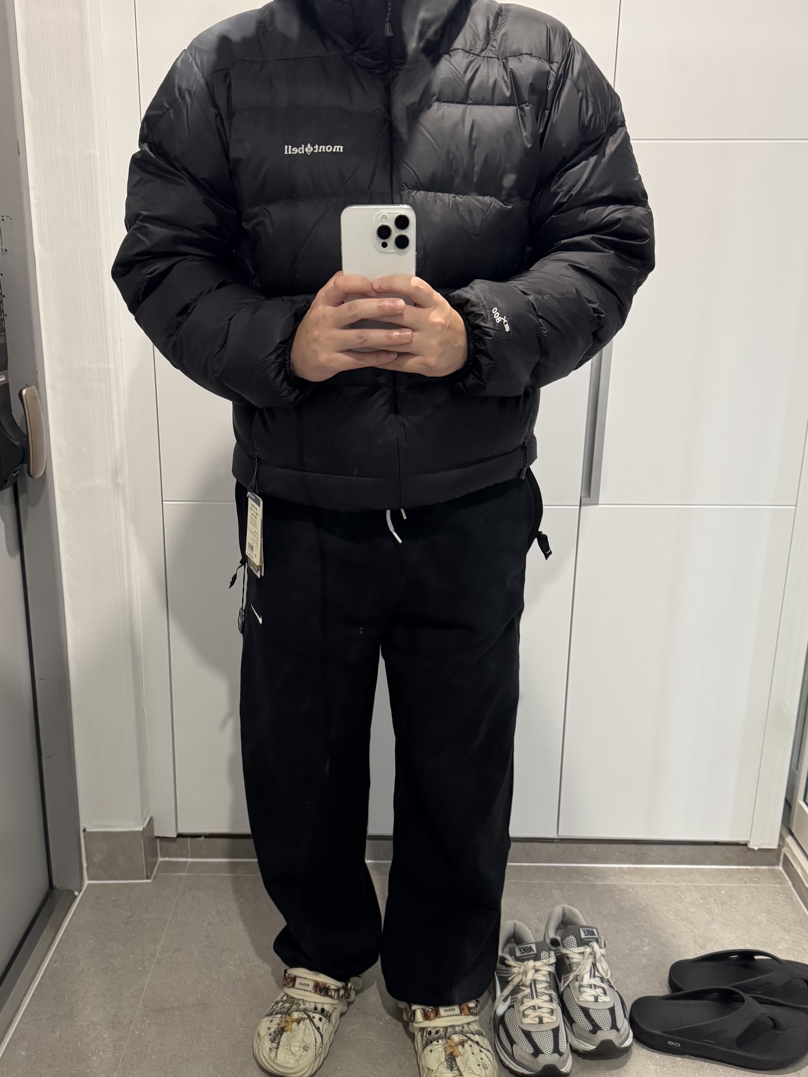 Montbell Light Alpine Down Parka Black, Nike NSW Swoosh Open Hem Fleece Pants Black - Asia 착용 스타일