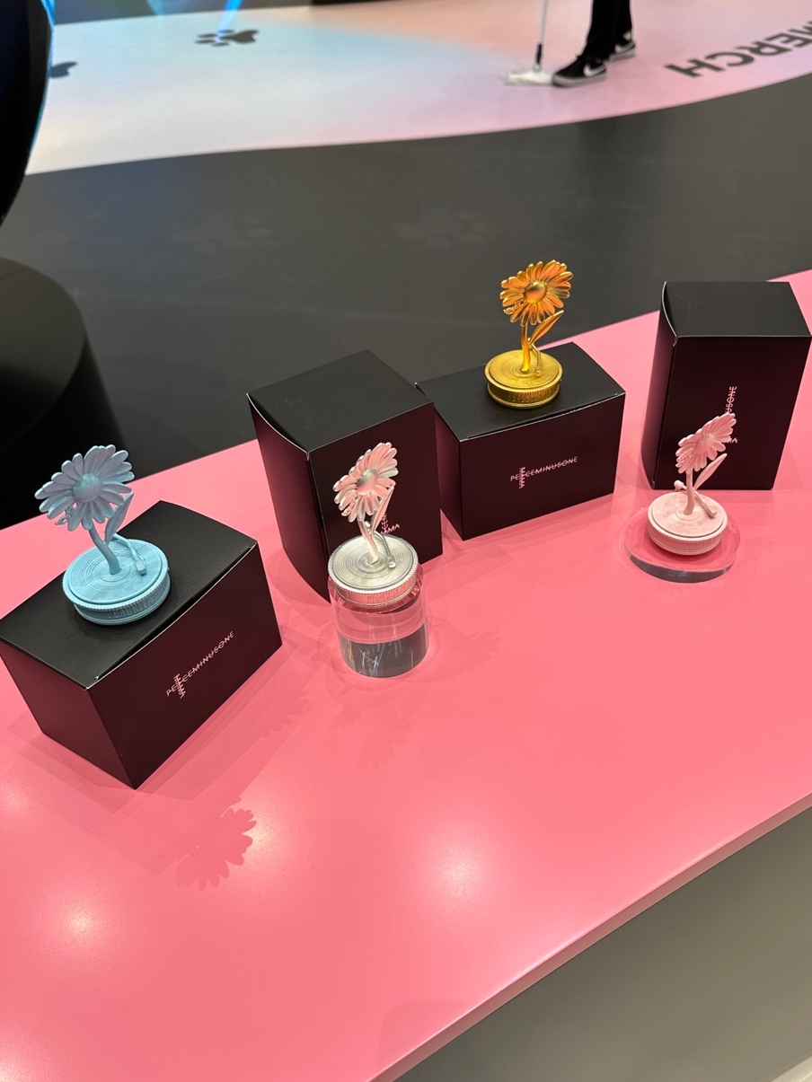 Peaceminusone x 2025 MAMA Awards Peacemamaone Cap Mesh, Peaceminusone x 2025 MAMA Awards Peacemamaone Cap Cotton 착용 스타일 - 5