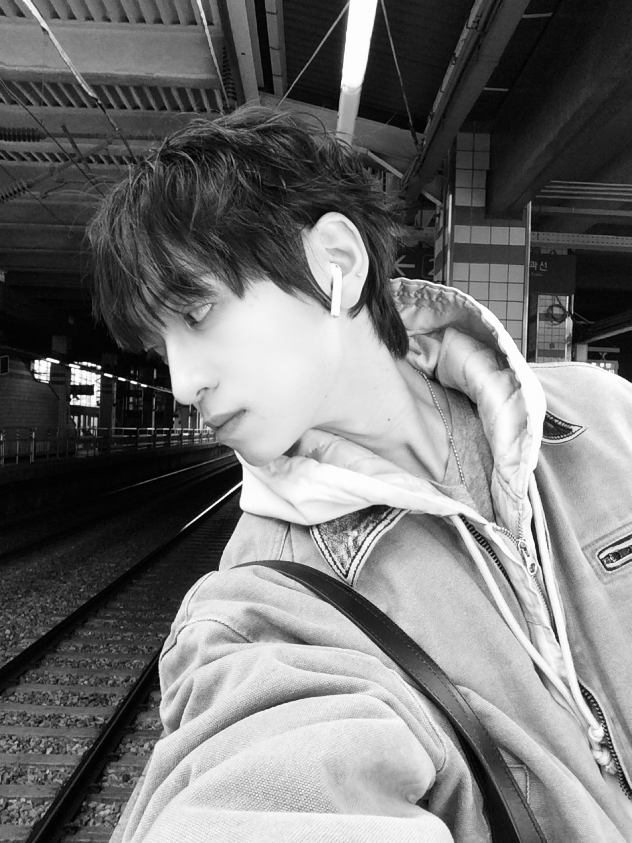MMIC Pierre Jacket Beige 착용 스타일 - 2