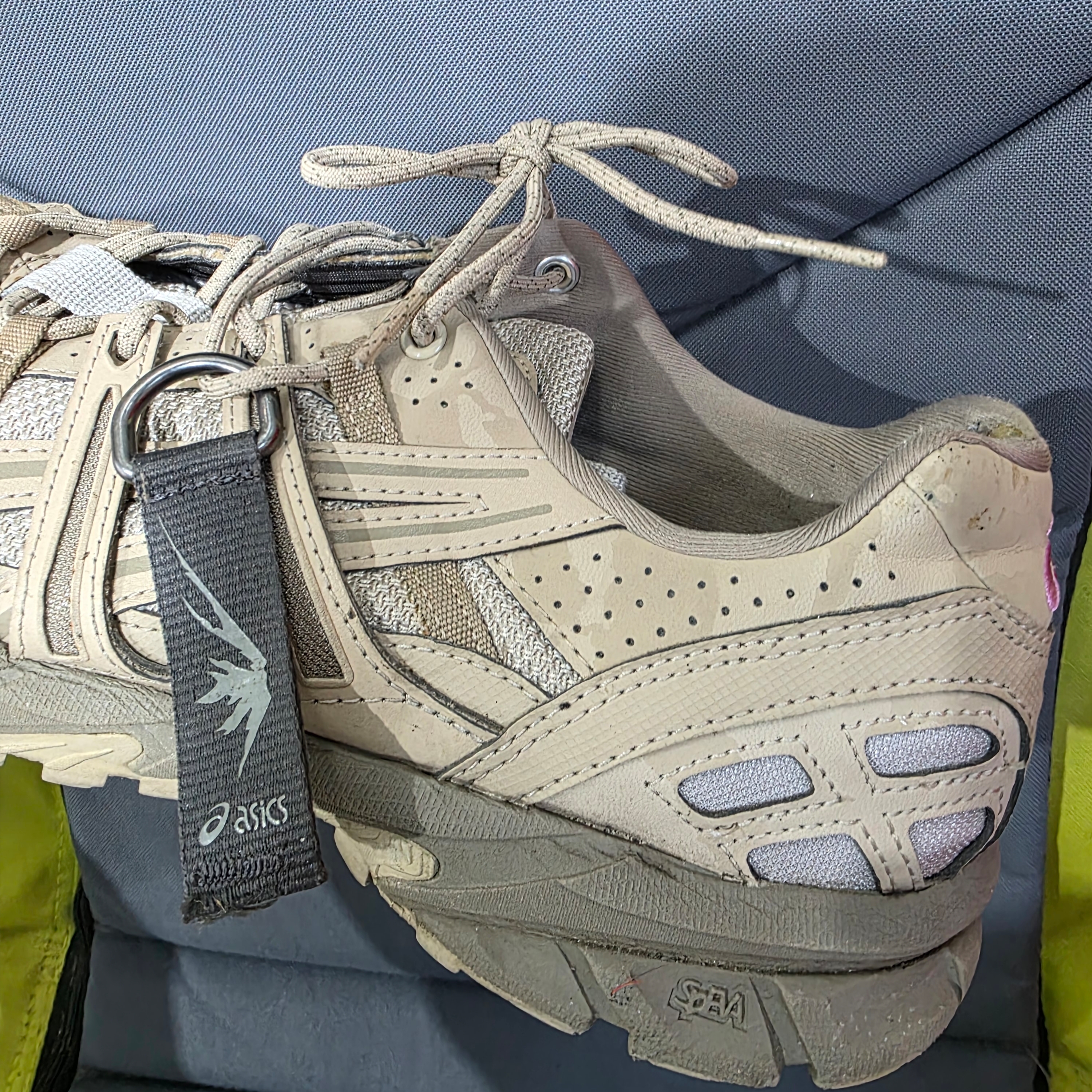 Asics Gel-Sonoma 15-50 Feather Grey Wood Crepe 착용 스타일