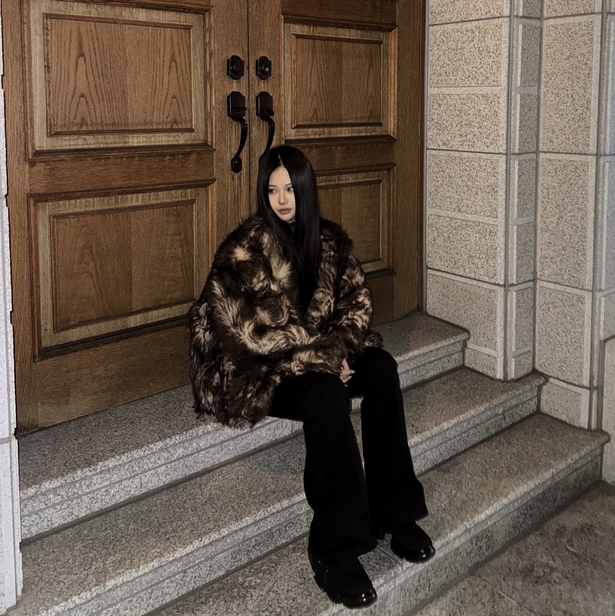 Grounds Moopie Black Black 착용 스타일 - 1
