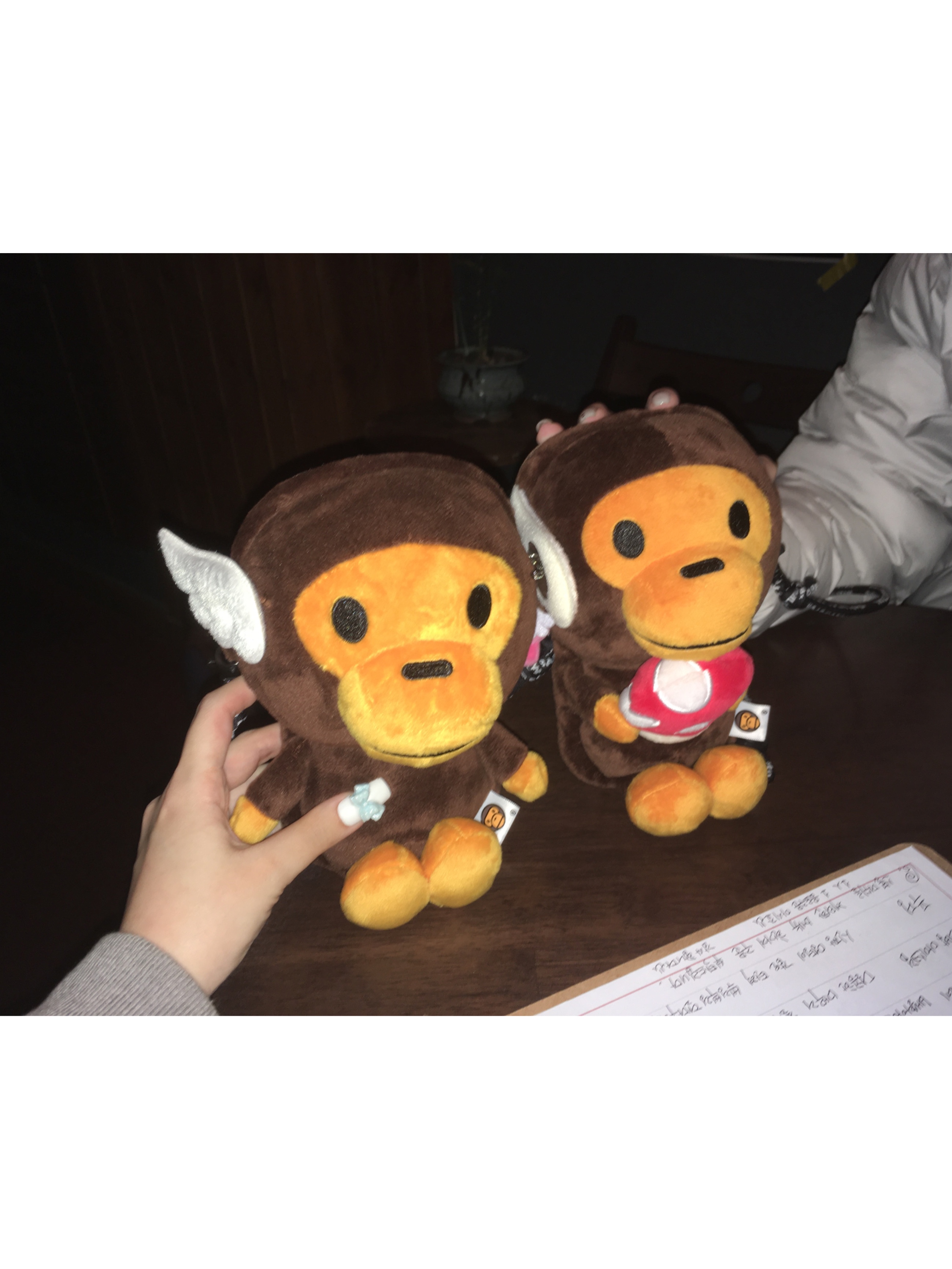 BAPE Baby Milo Mobile Bag Brown, BAPE Baby Milo Plush Mobile Bag Brown 착용 스타일 - 5