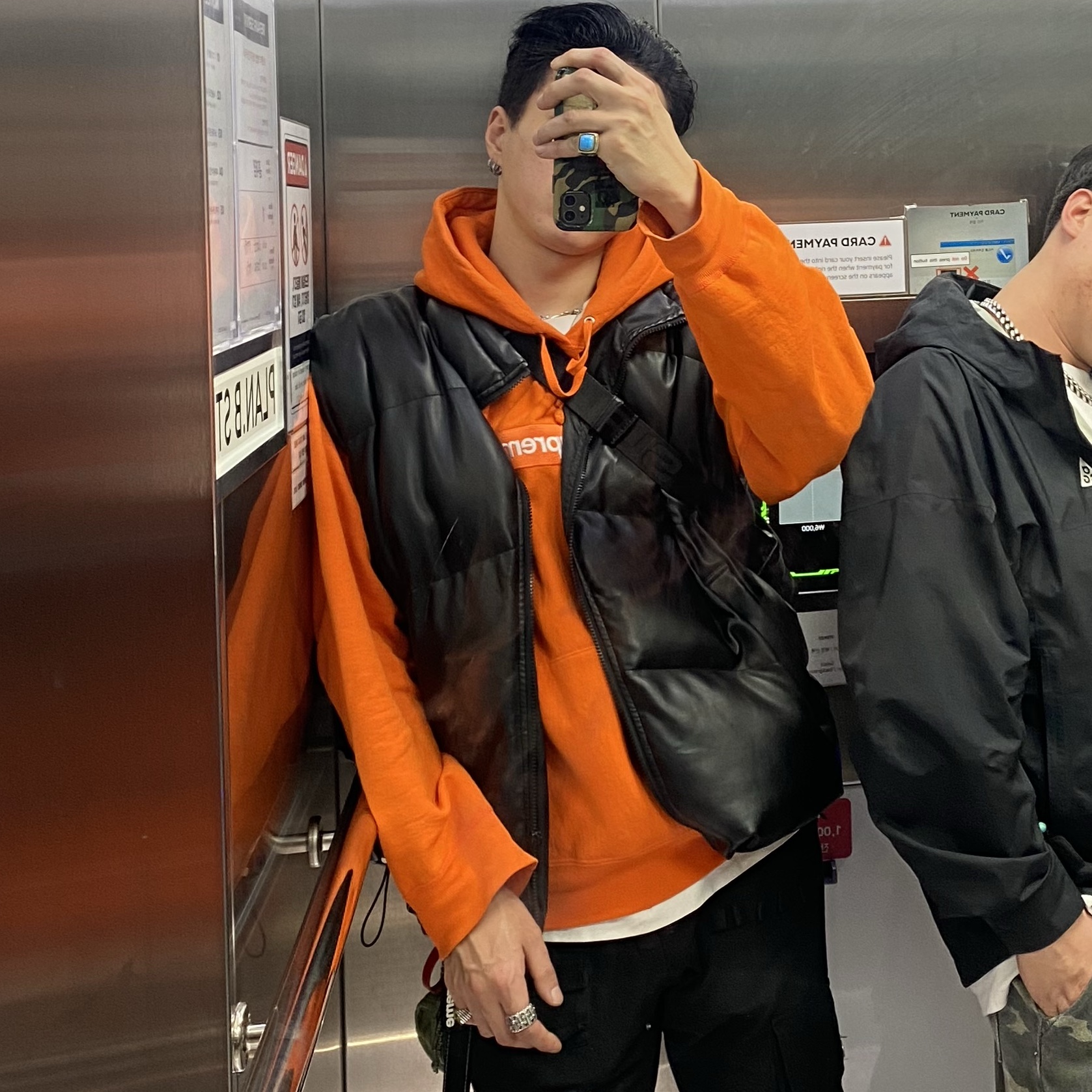 Supreme Box Logo Hooded Sweatshirt Dark Orange - 24FW 착용 스타일