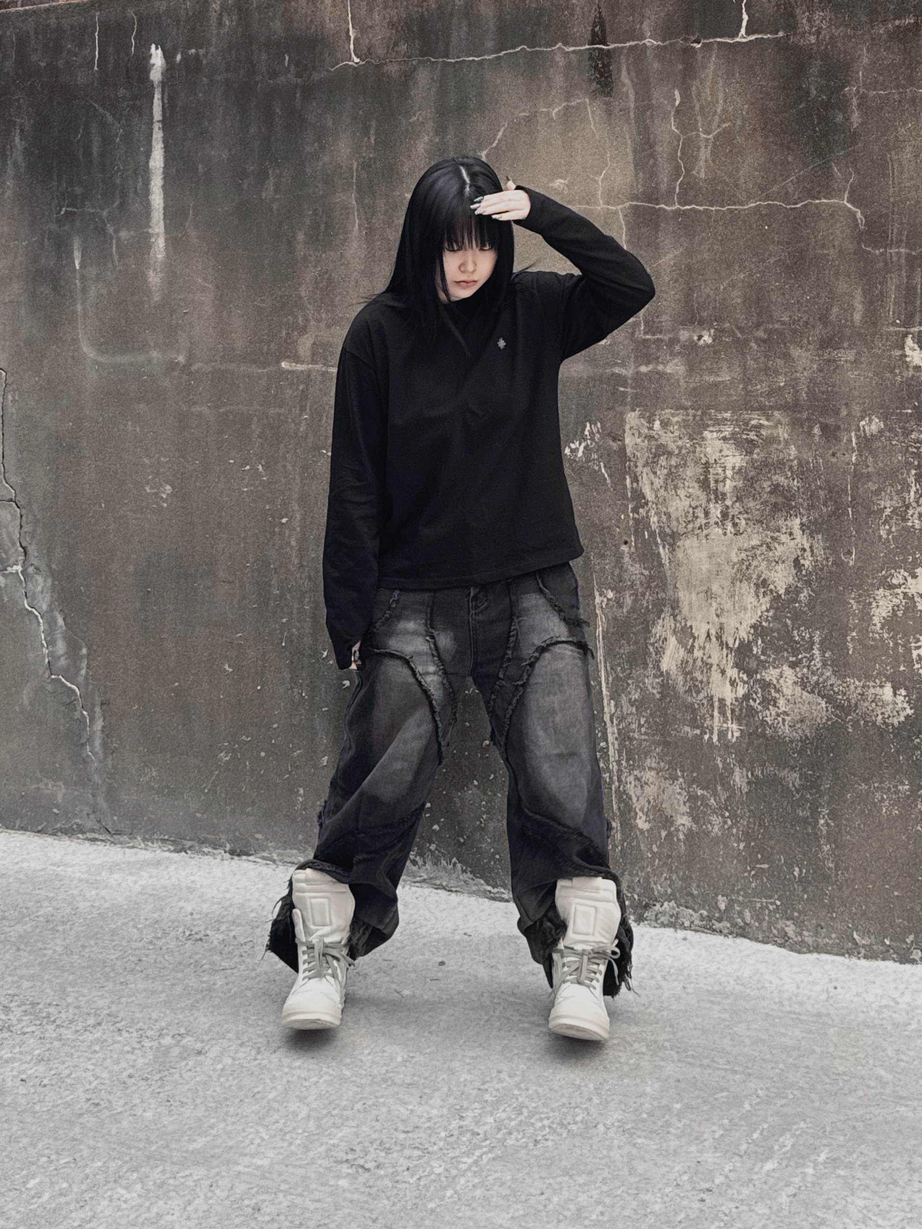 (W) Rick Owens Geobasket Sneakers Milk, Rick Owens Geobasket Sneakers Black Milk 착용 스타일 - 4
