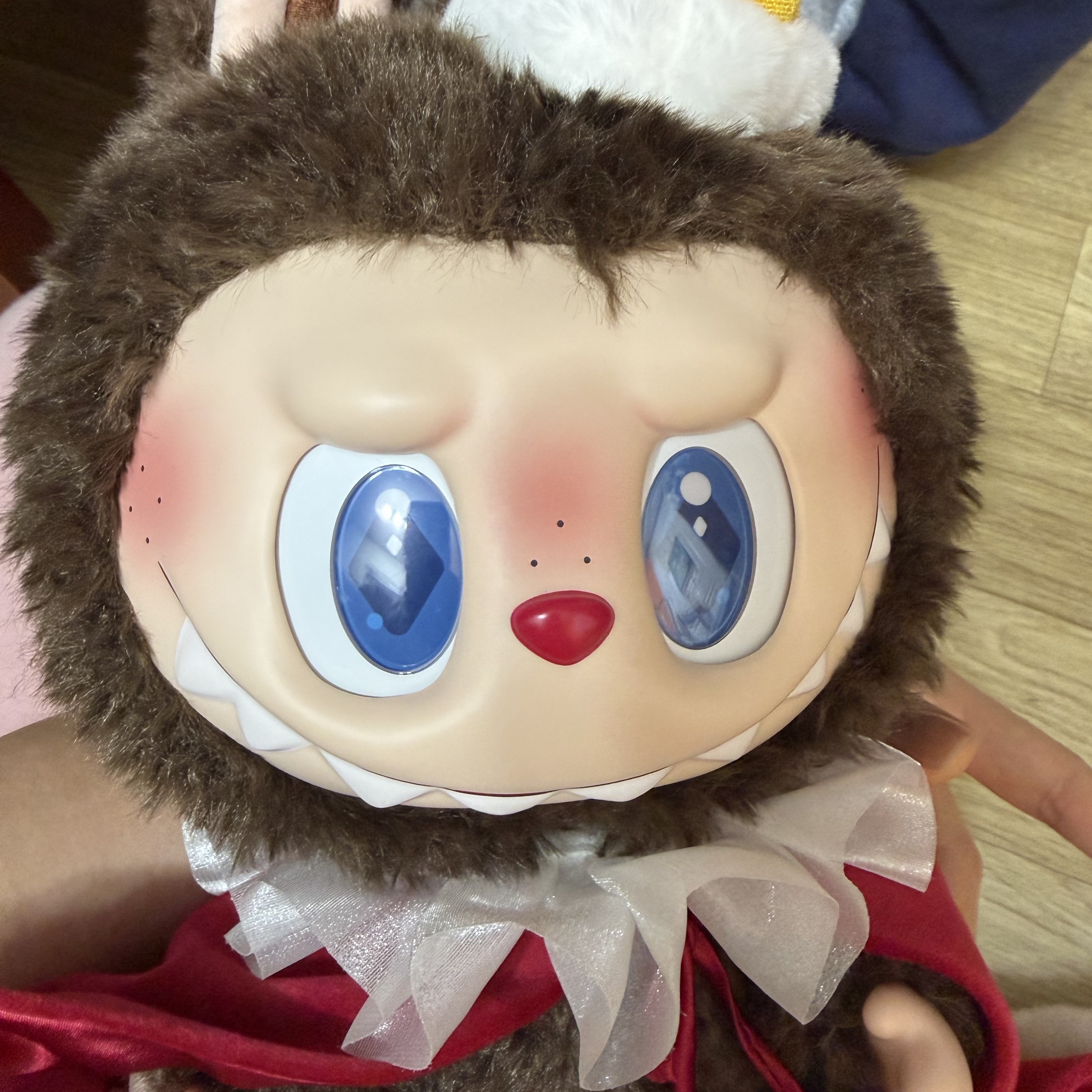 Pop Mart The Monsters Checkmate Series Doll 착용 스타일