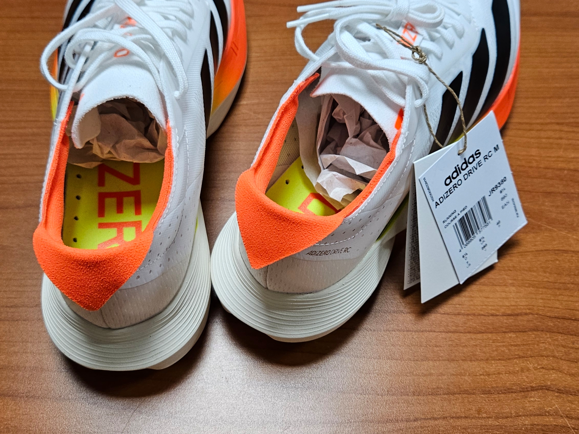 Adidas Adizero Drive RC Cloud White Core Black 착용 스타일 - 2