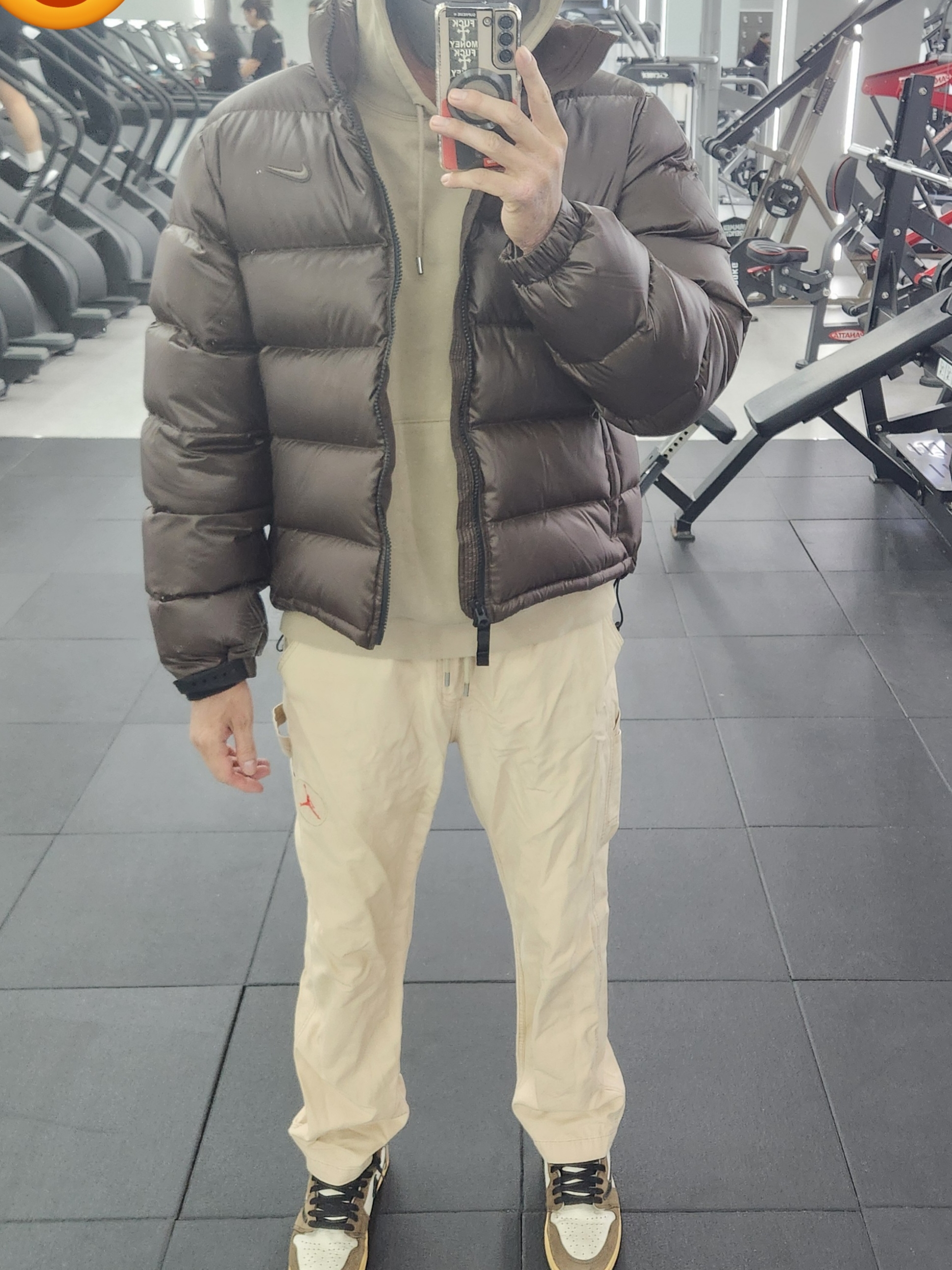 Nike x Drake Nocta Sunset Puffer Jacket Baroque Brown Olive Grey - Asia, Jordan x Travis Scott Pullover Hoodie - US/EU 착용 스타일 - 1