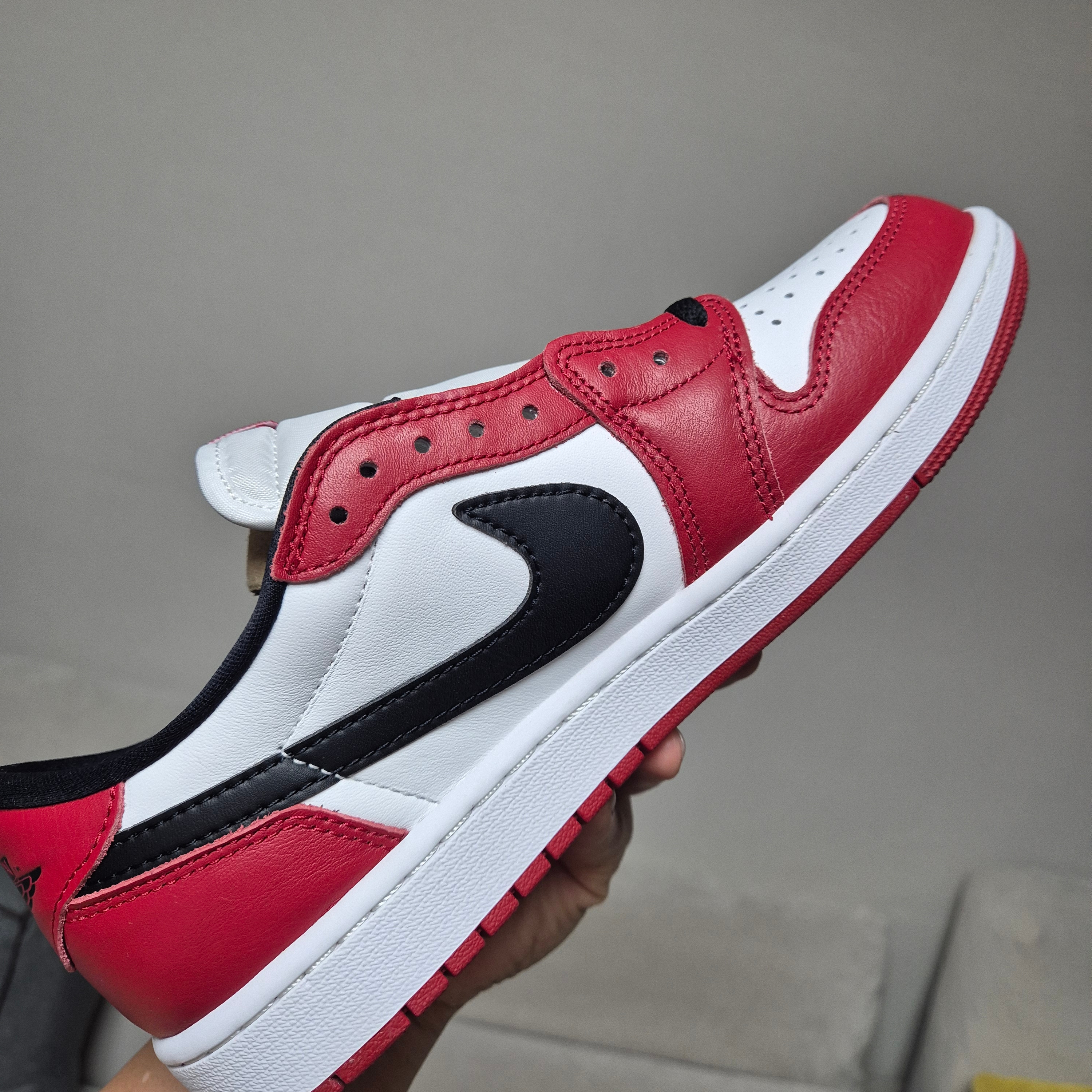 Jordan 1 Retro Low OG Chicago 착용 스타일 - 2