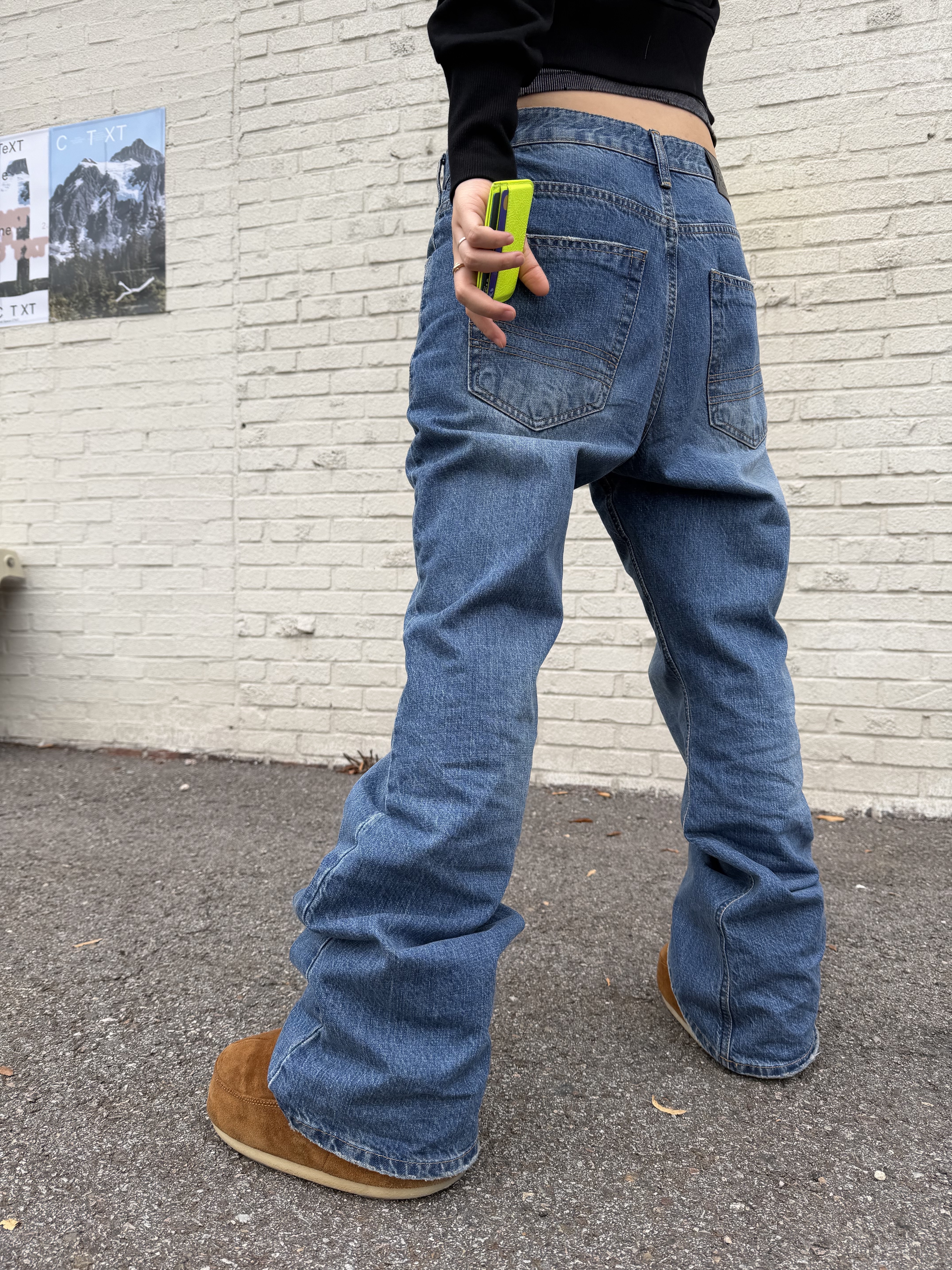 Hono Report Bell Bottom Denim Pants Blue 착용 스타일 - 3