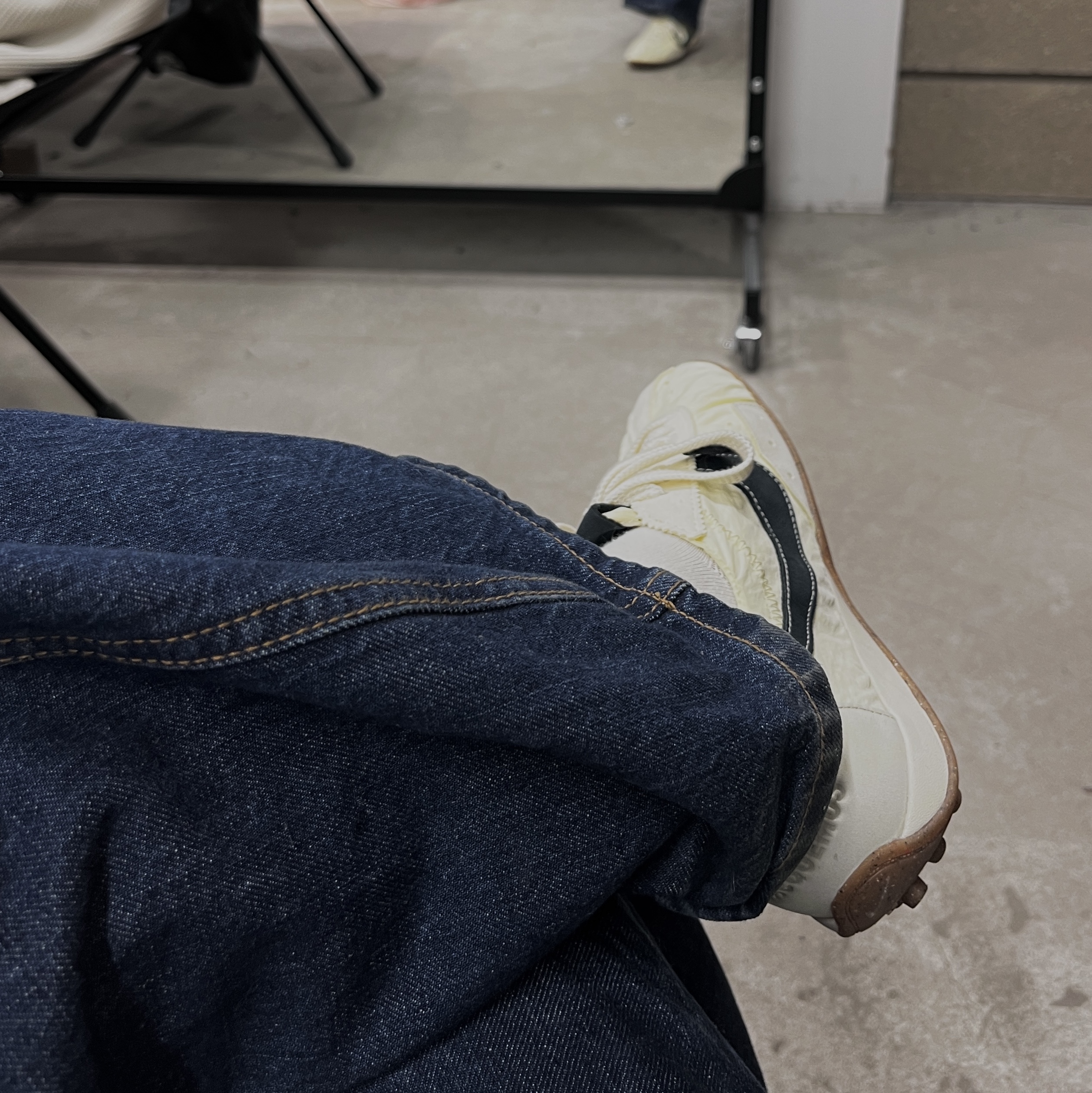 Nike x Jacquemus Moon Shoe SP Alabaster Off Noir 착용 스타일 - 1