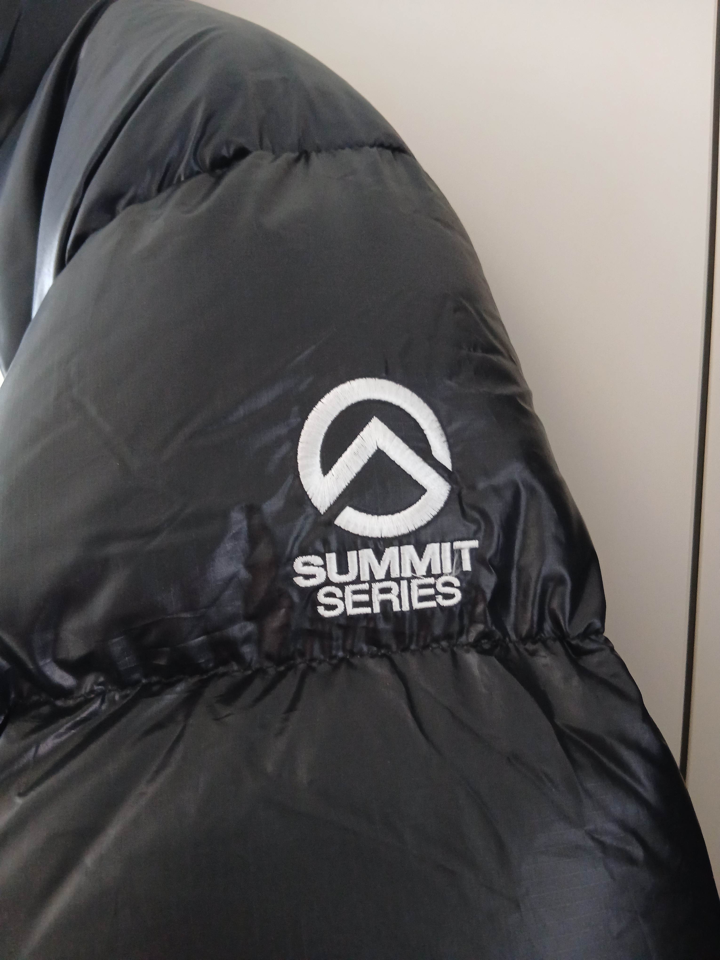 The North Face Quantum Nuptse RDS Jacket Black 착용 스타일 - 6