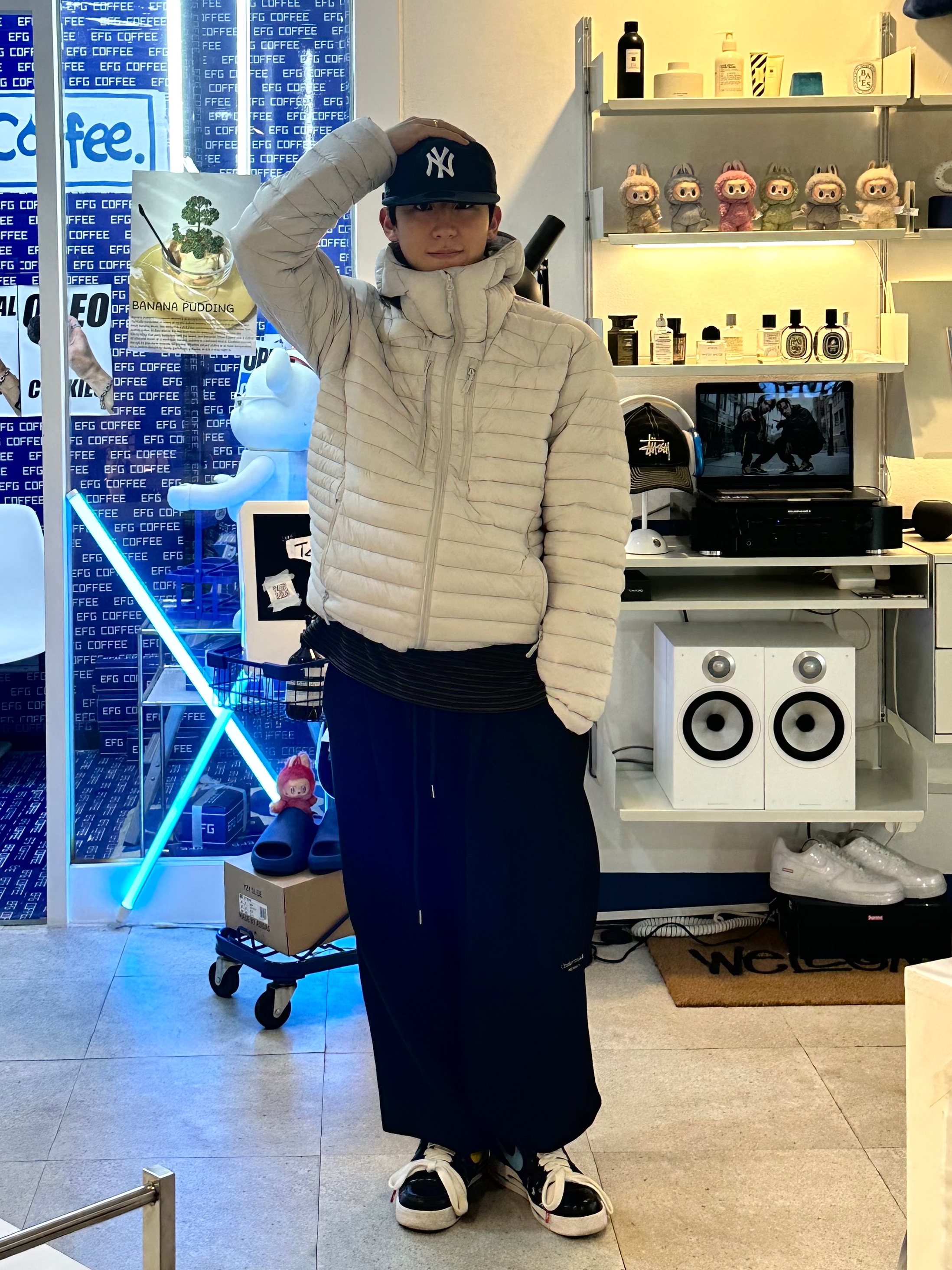 Undermycar Mu.03 Anti Fxxking Logo Play Oversized Sweat Jogger Black, Nike x Peaceminusone Air Force 1 Low Para-Noise 3.0 Black and Multicolor 착용 스타일