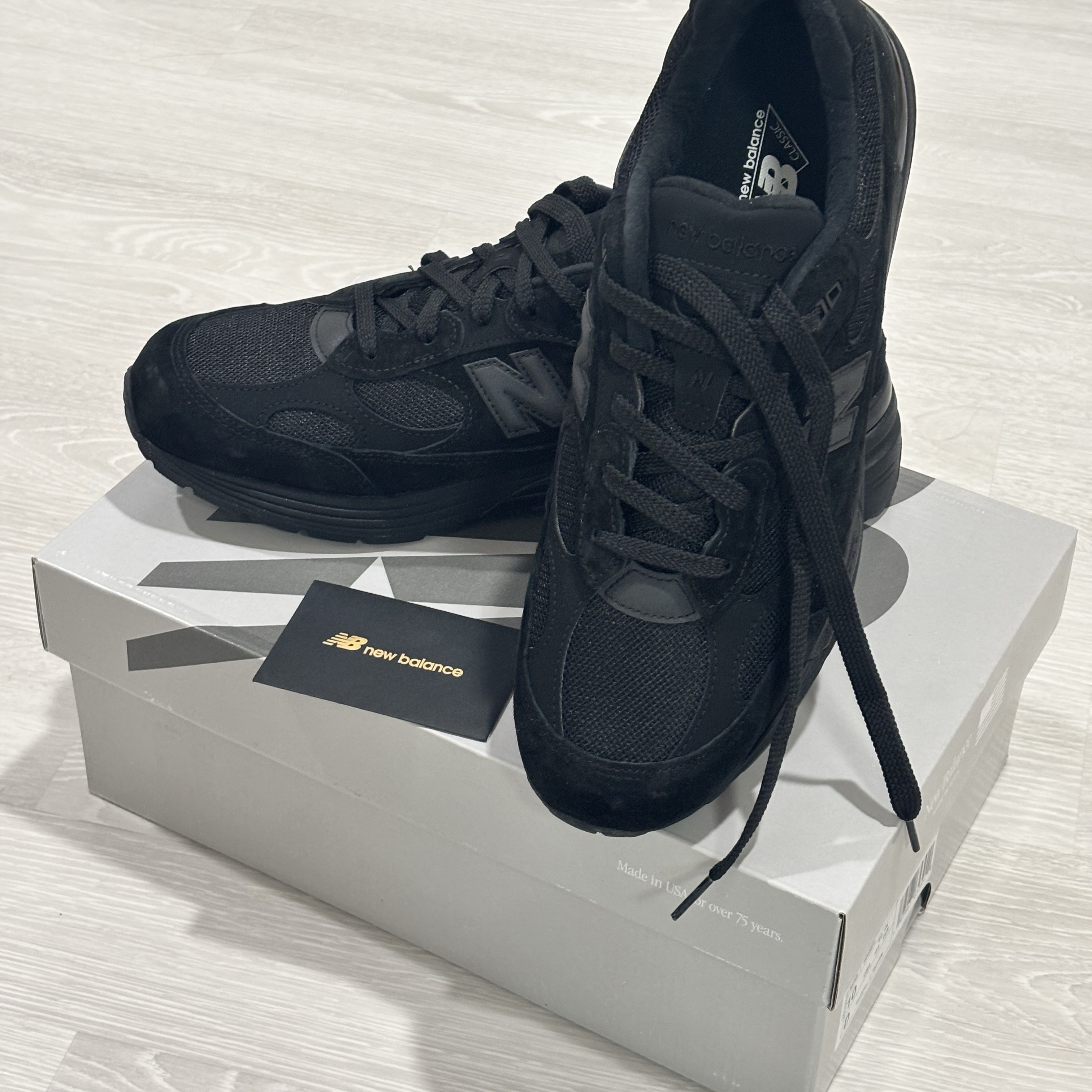 New Balance 992 Made in USA Core Black 착용 스타일
