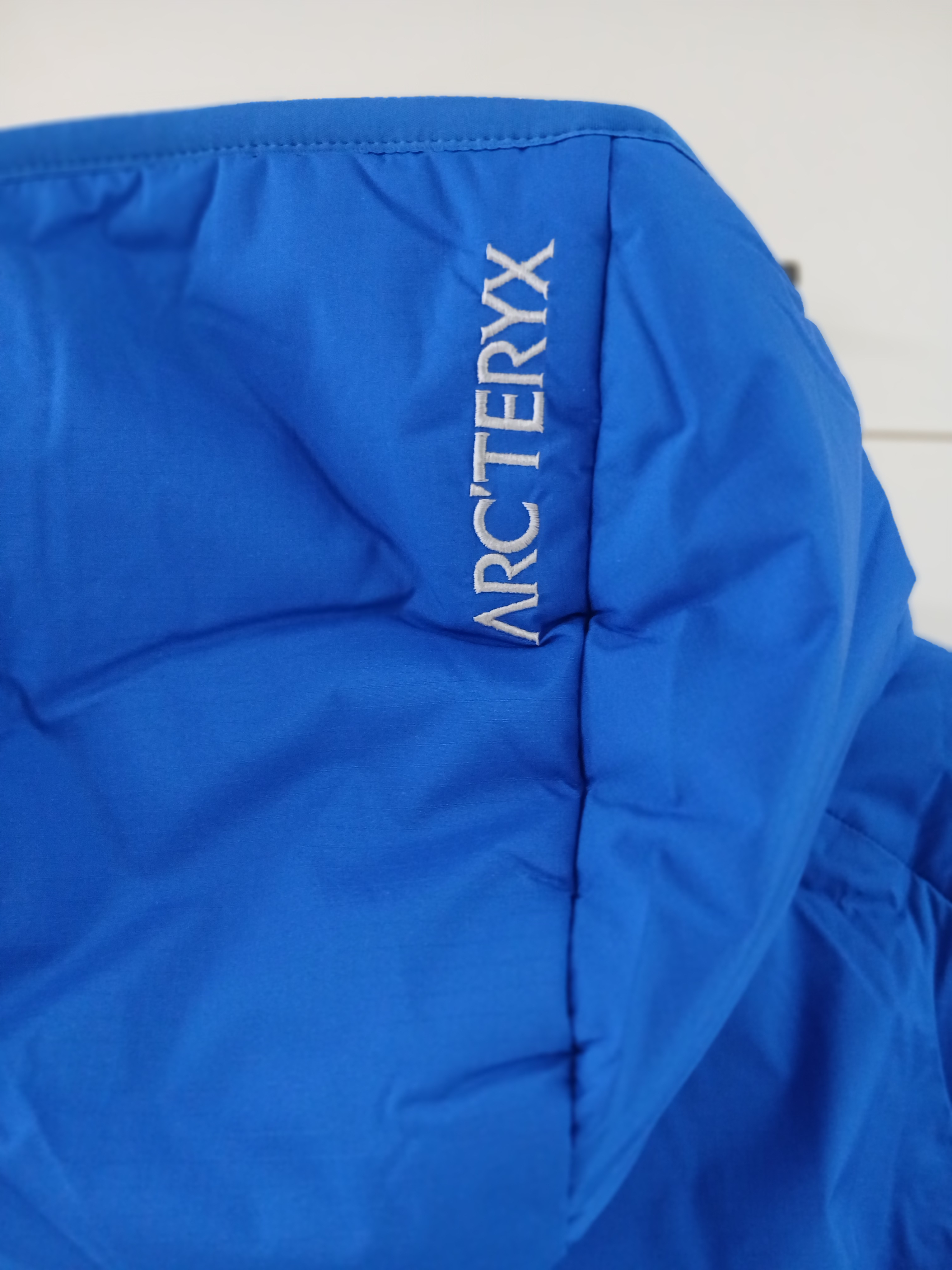 Arc'teryx Atom SV Hoody Vitality 착용 스타일 - 5