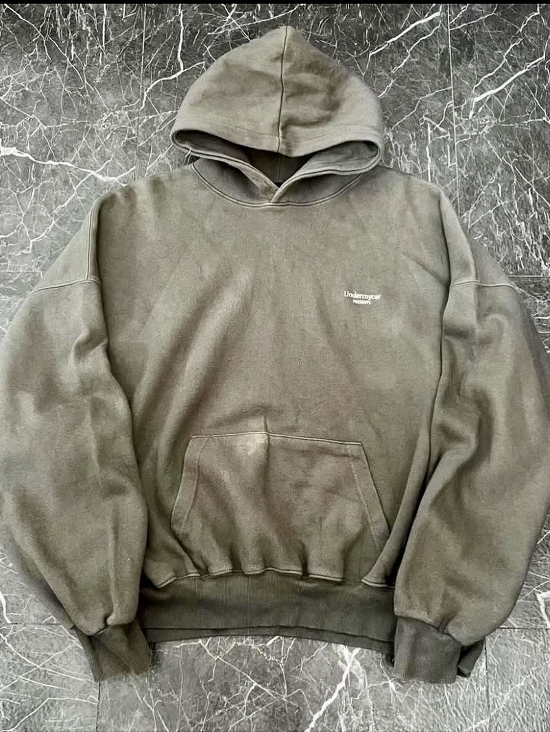 Undermycar Mu.10 Anti Fxxking Logo Play Oversized Bonded Hoodie Olive 착용 스타일 - 2