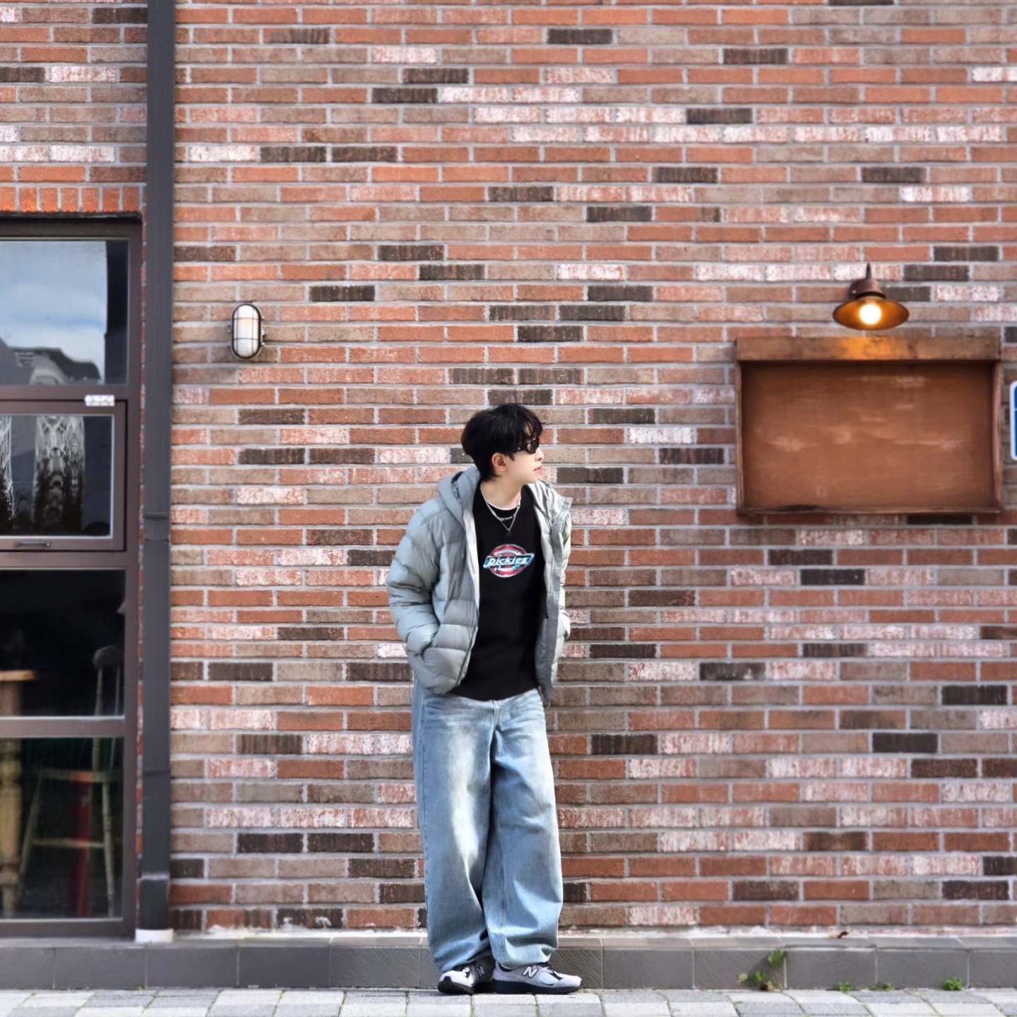 The North Face Ruta Down Jacket Light Khaki - 25SS, Supreme x Dickies Thermal Black - 25FW 착용 스타일 - 4