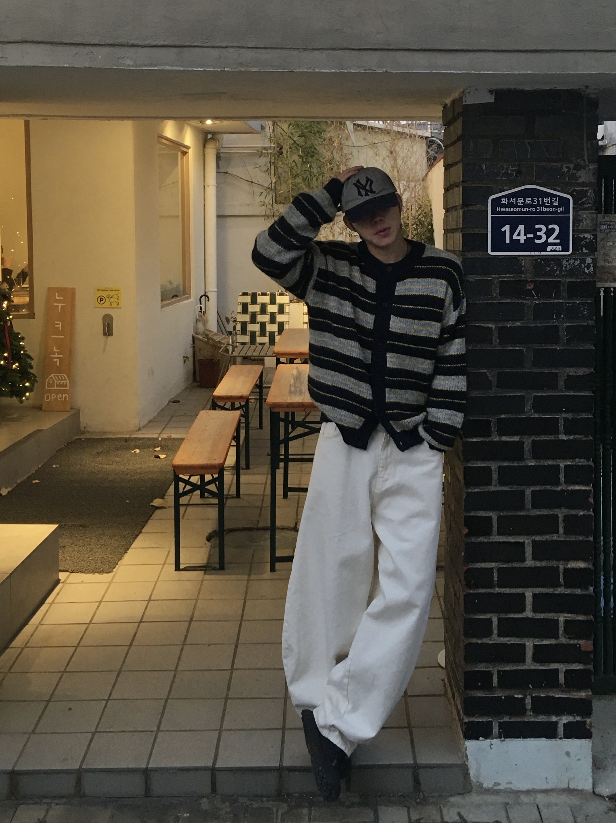 Norda 001/A Stealth Black 착용 스타일 - 1