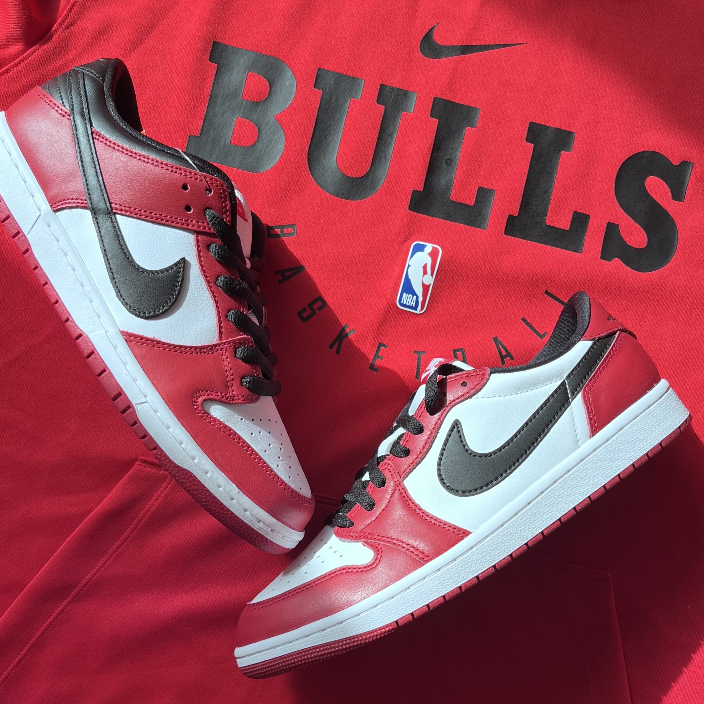 Jordan 1 Retro Low OG Chicago, Nike SB Dunk Low Pro Chicago 착용 스타일