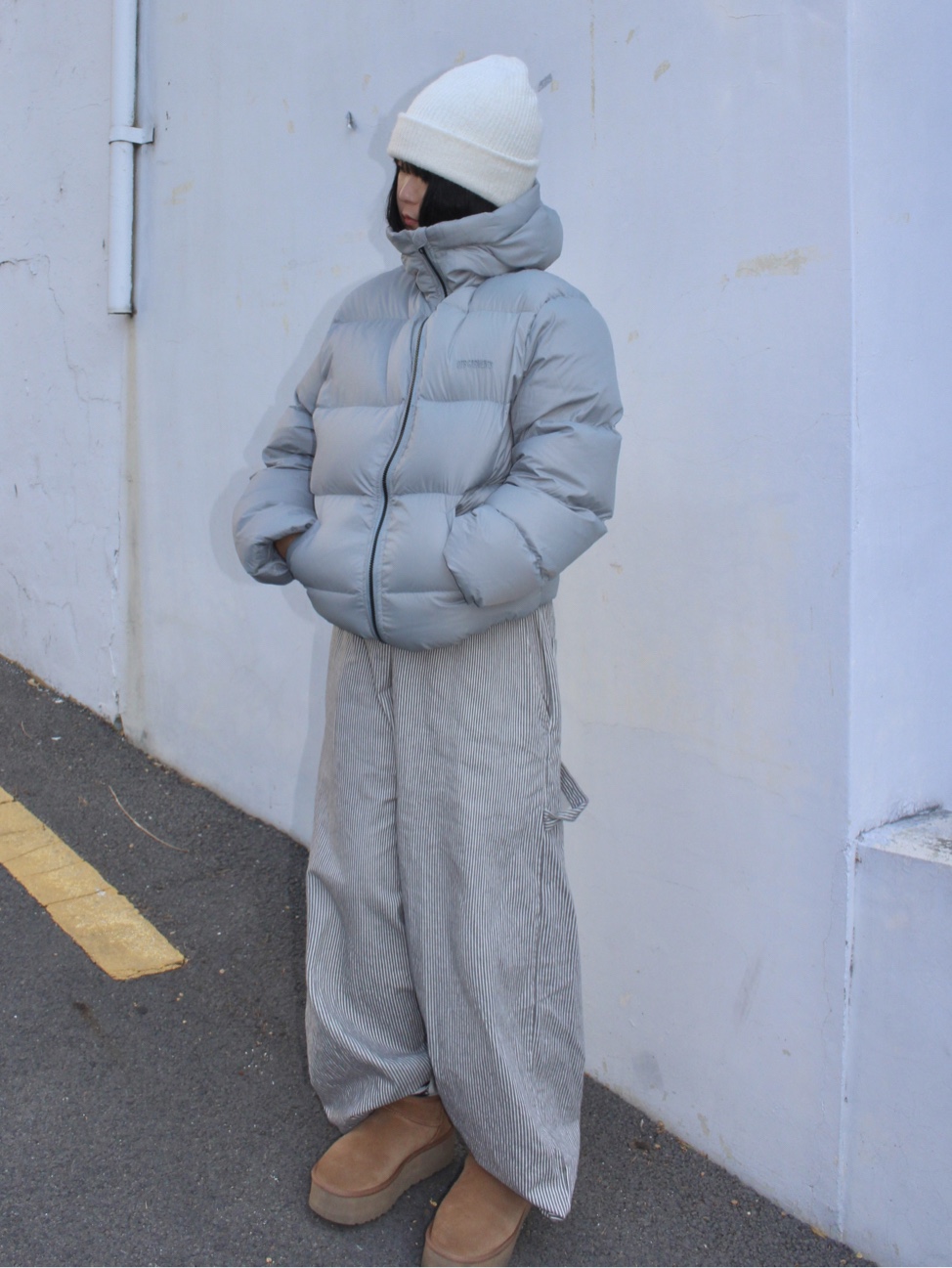 QT8 GARMENTS Duck Down Heavyweight Hoodie Jacket Greyed Skyblue 착용 스타일 - 4