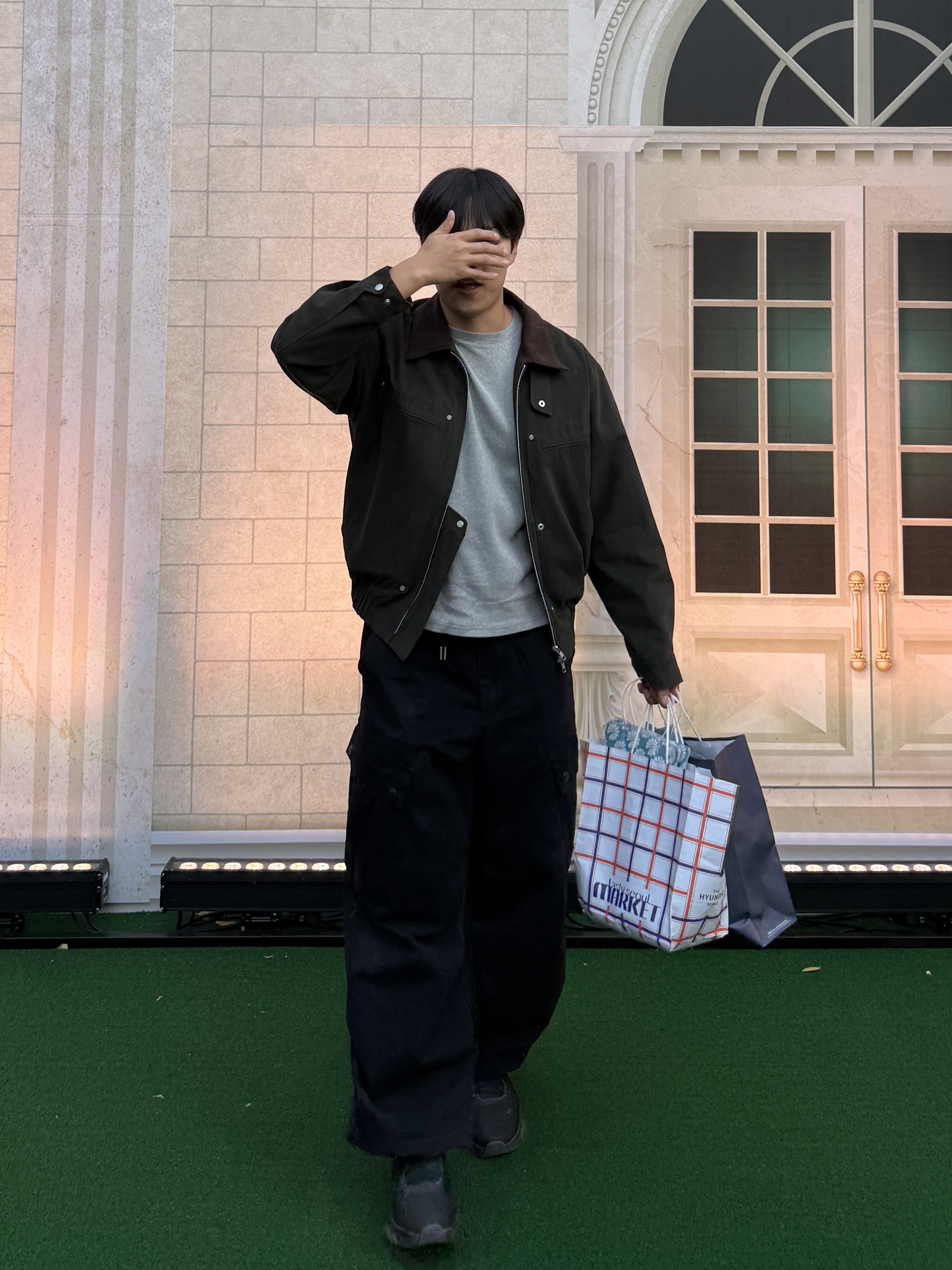 On Running x Post Archive Faction (Paf) Cloudmonster 2 Thorn Brown, On Running x Post Archive Faction (Paf) Cloudventure Peak All Black 착용 스타일 - 2