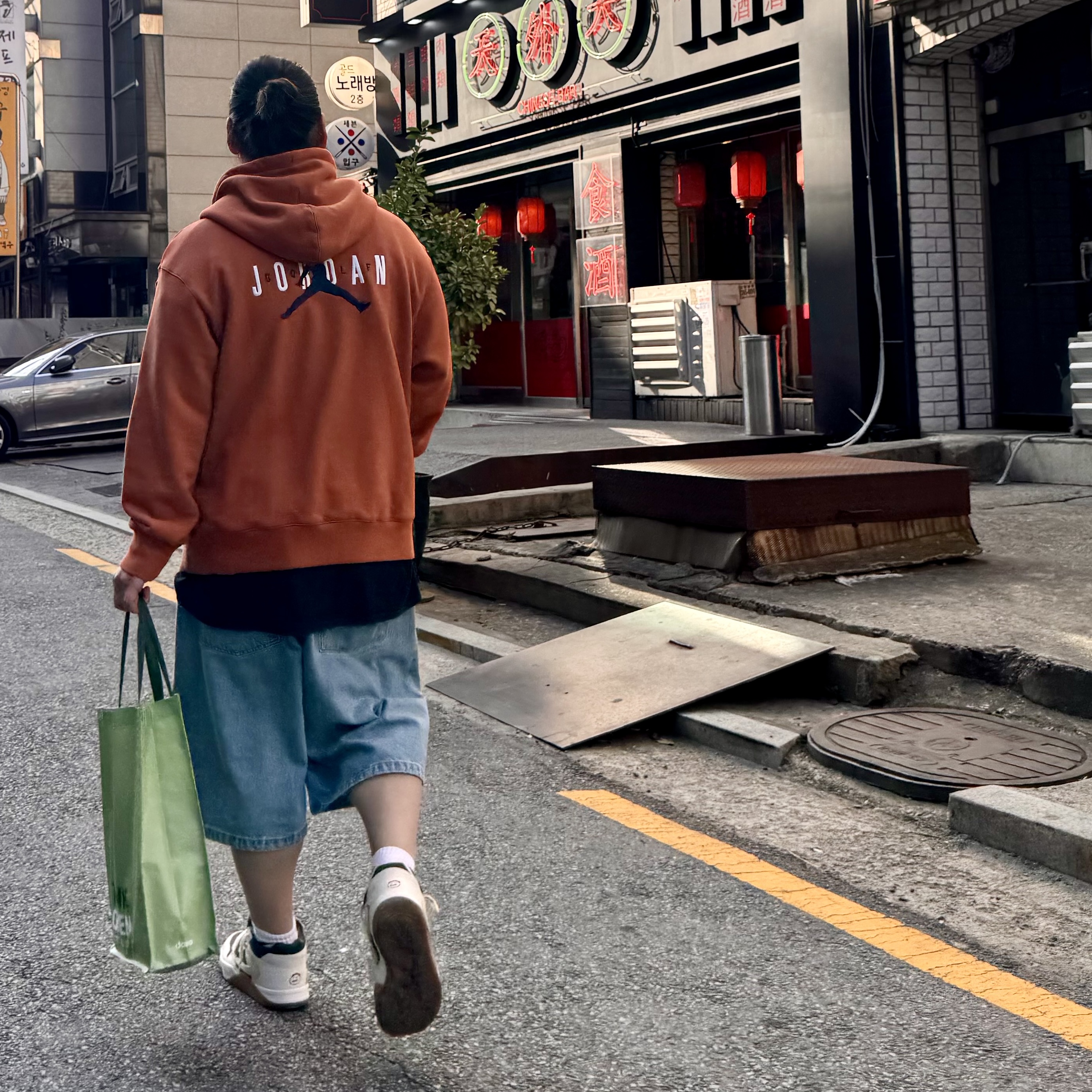 Jordan x Eastside Golf Fleece Hoodie Burnt Sunrise - Asia, Jordan x Travis Scott Jumpman Jack TR Sail and Dark Mocha 착용 스타일 - 1