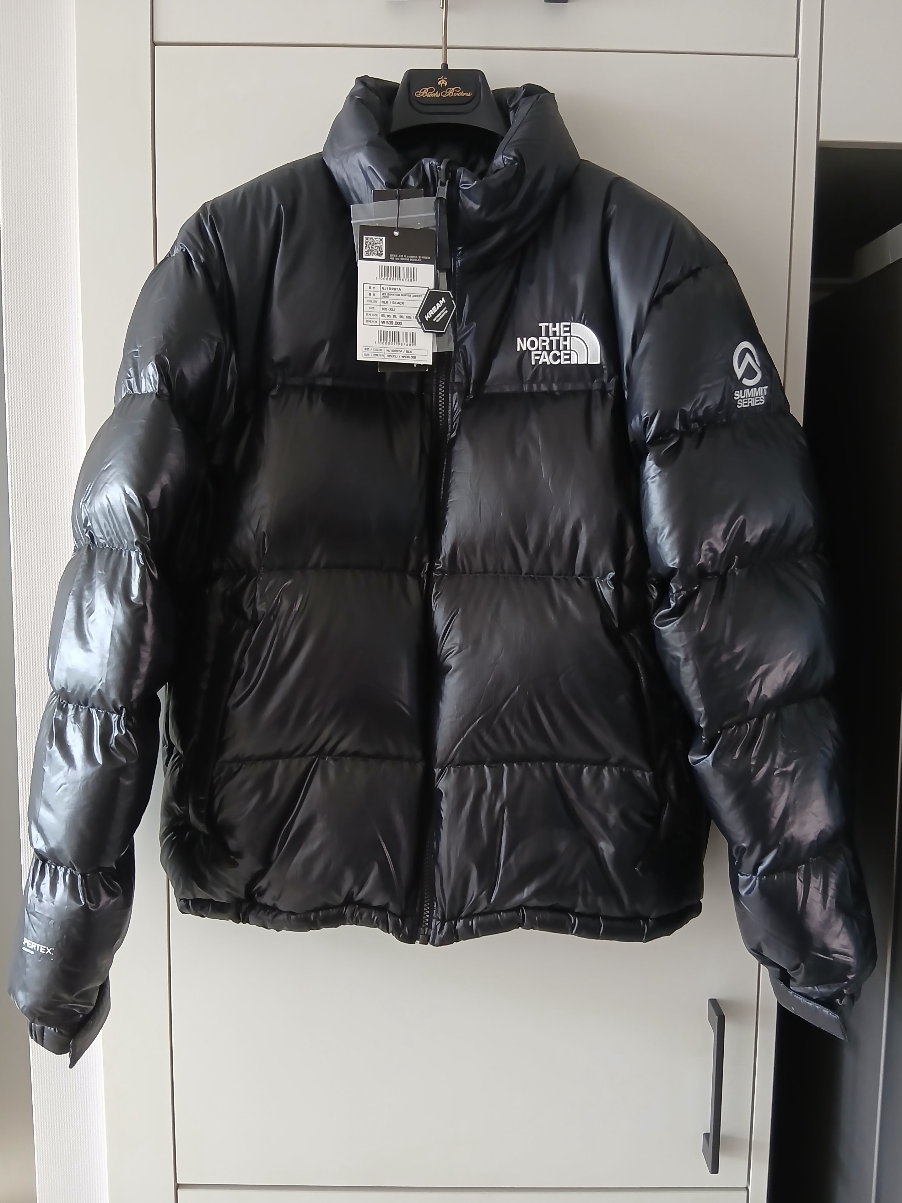 The North Face Quantum Nuptse RDS Jacket Black 착용 스타일 - 1