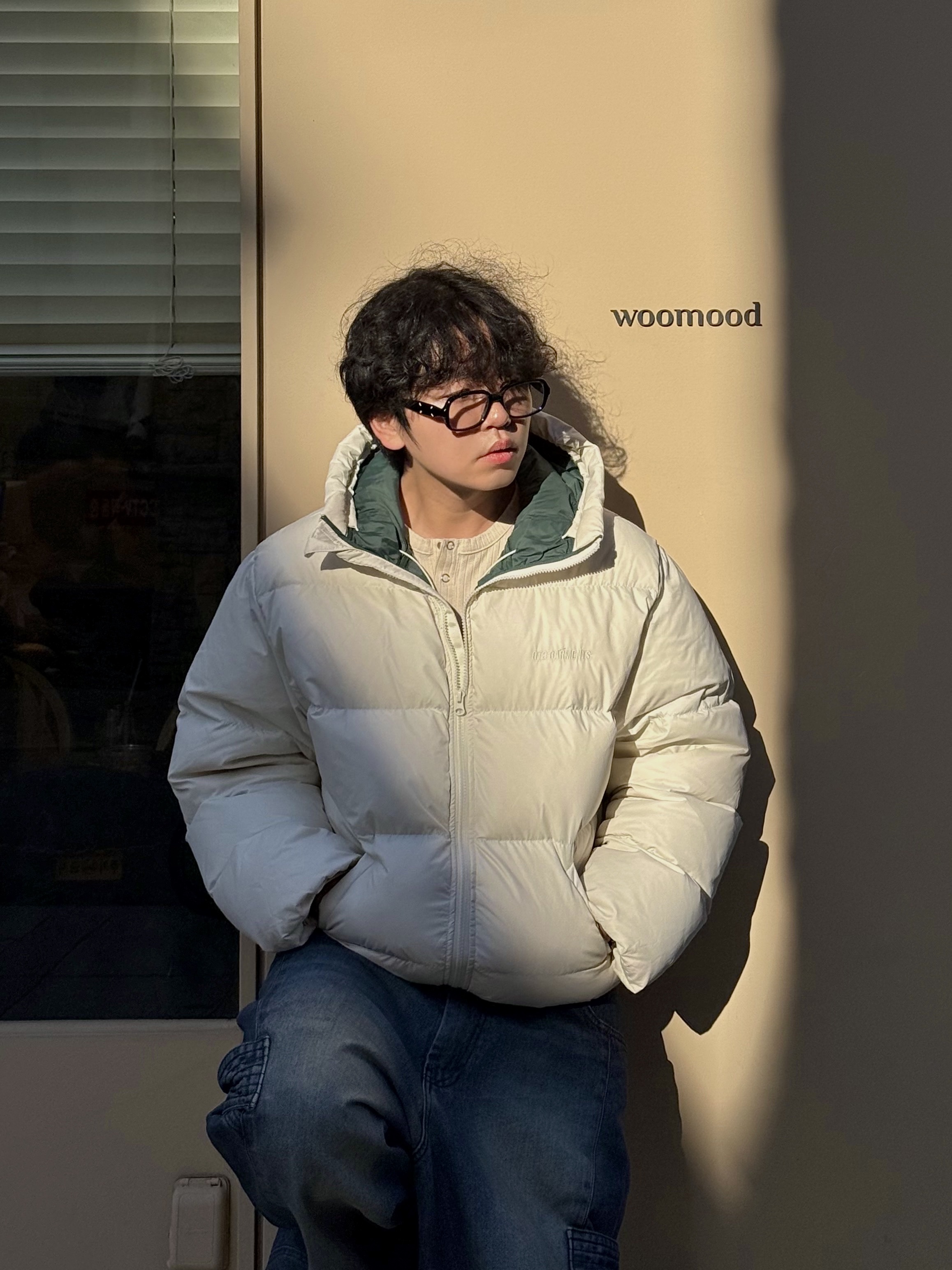 QT8 GARMENTS Duck Down Heavyweight Hoodie Jacket Cream 착용 스타일 - 7