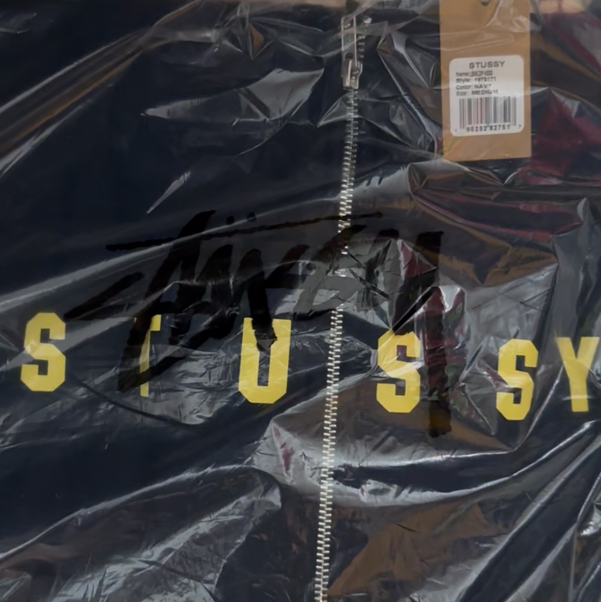 Stussy Lens Zip Hoodie Navy 착용 스타일