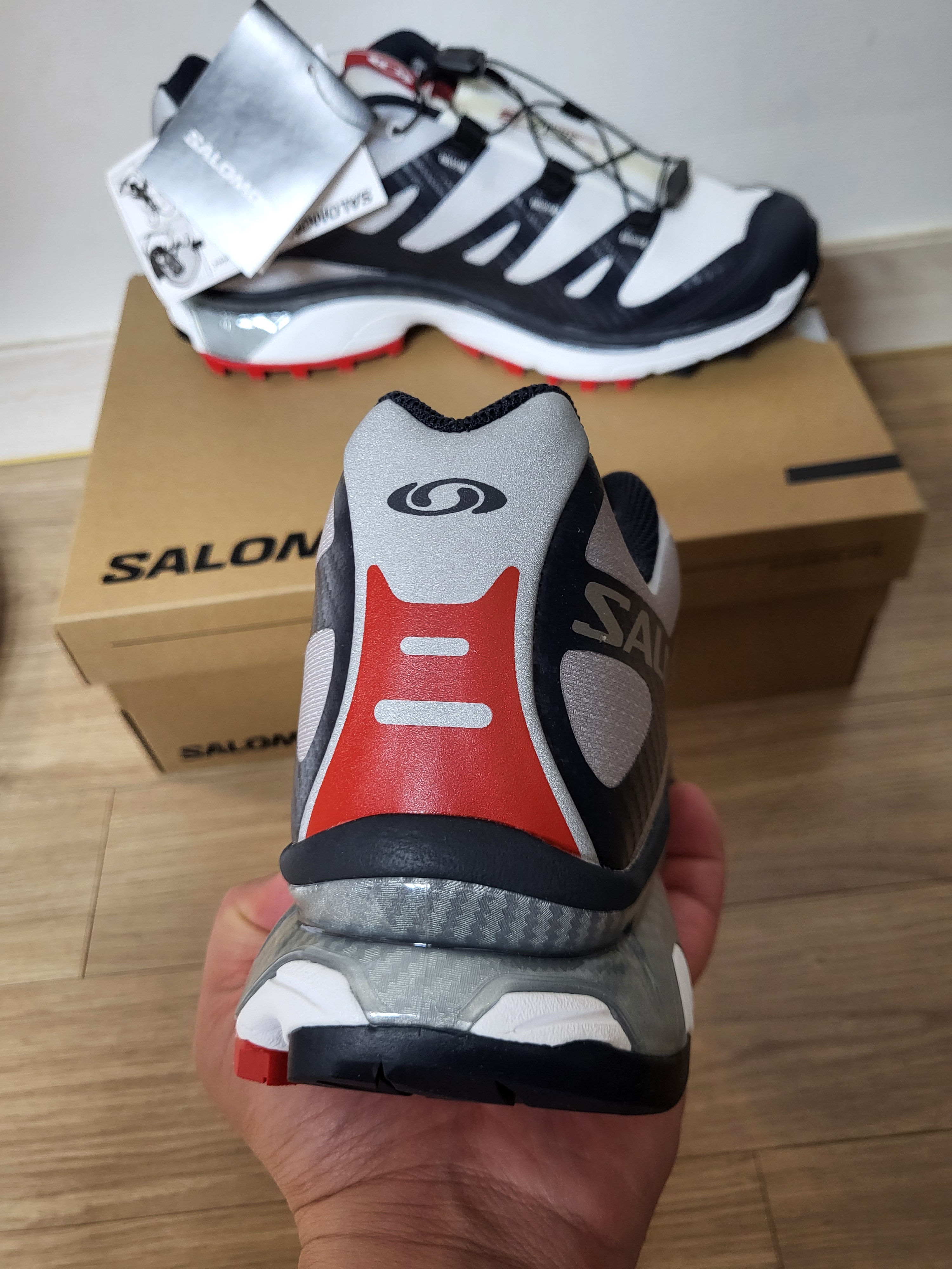 Salomon x Kasina XT-4 OG Dark Navy 착용 스타일 - 2