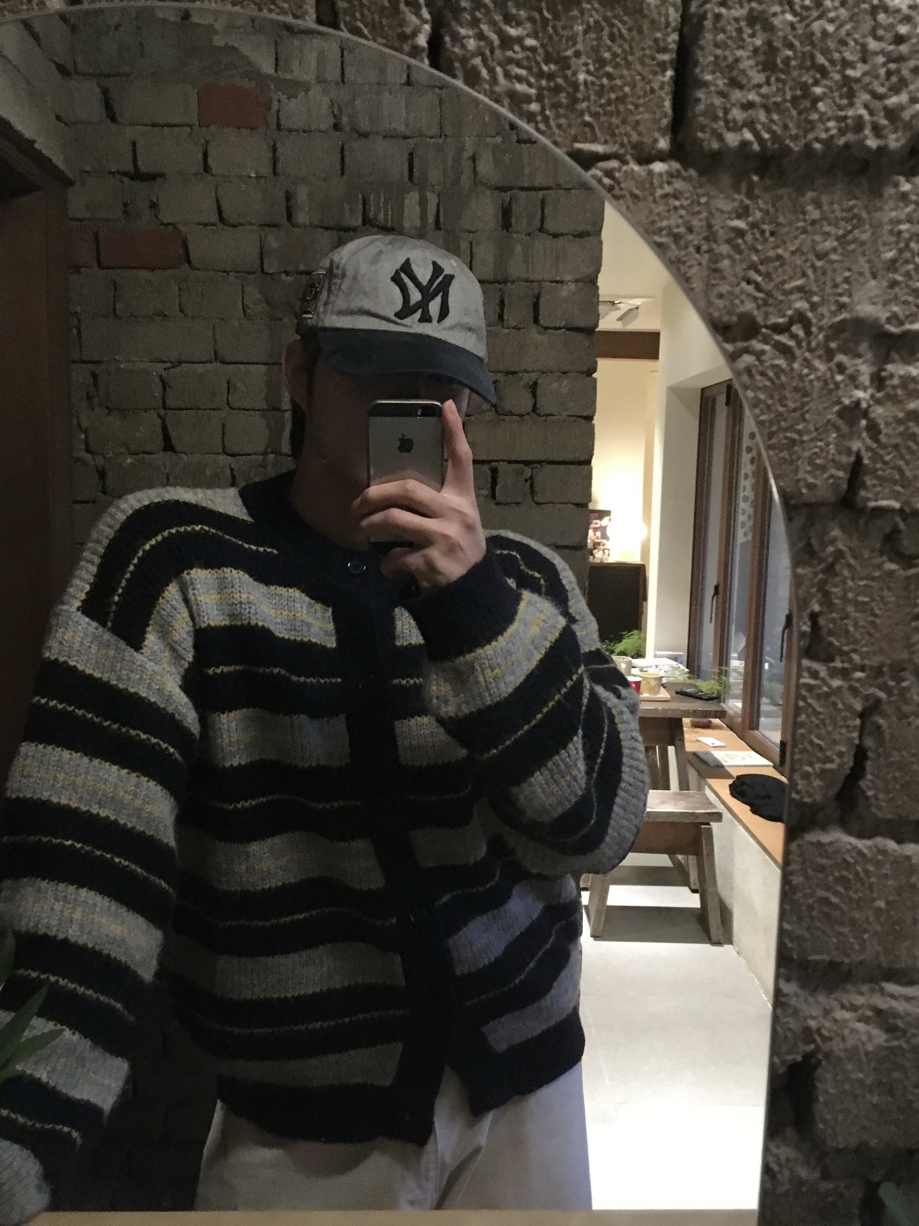 Norda 001/A Stealth Black 착용 스타일 - 3