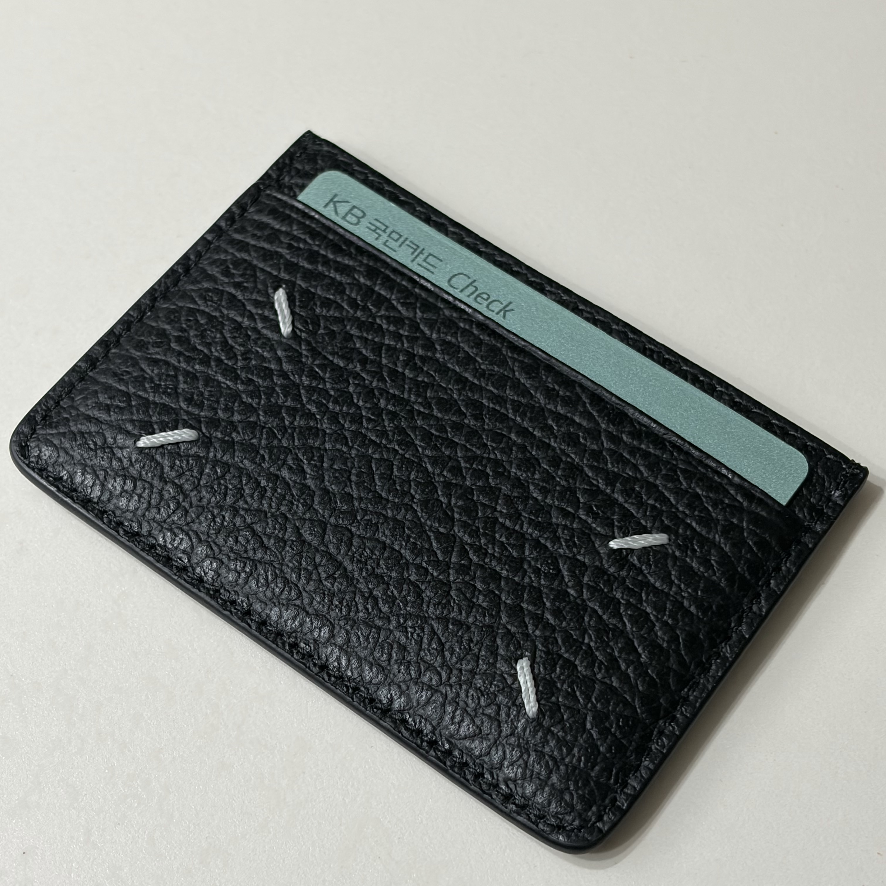 Maison Margiela Four Stitch Card Holder Black 착용 스타일