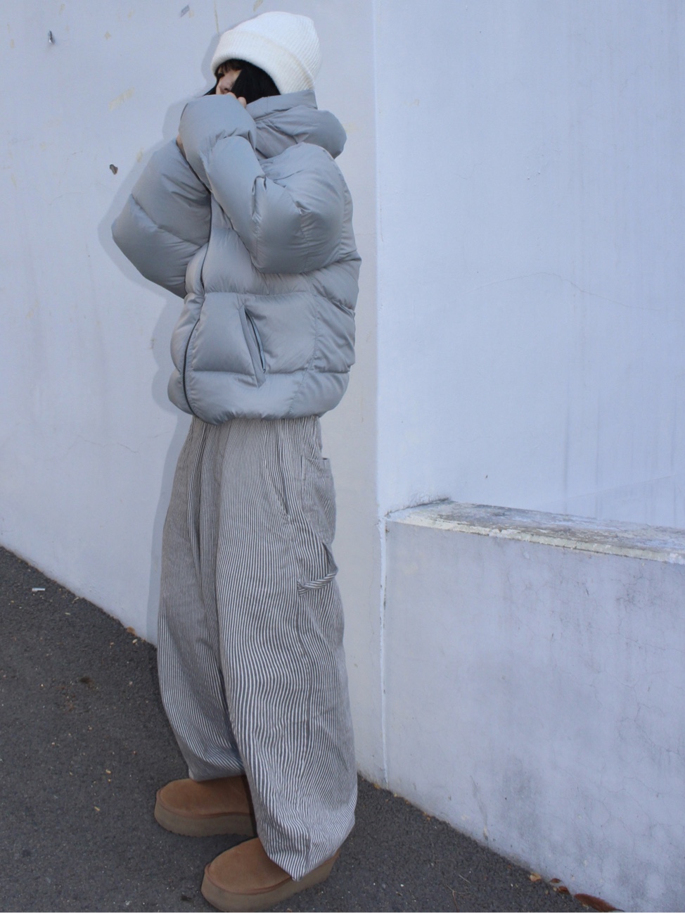 QT8 GARMENTS Duck Down Heavyweight Hoodie Jacket Greyed Skyblue 착용 스타일 - 8