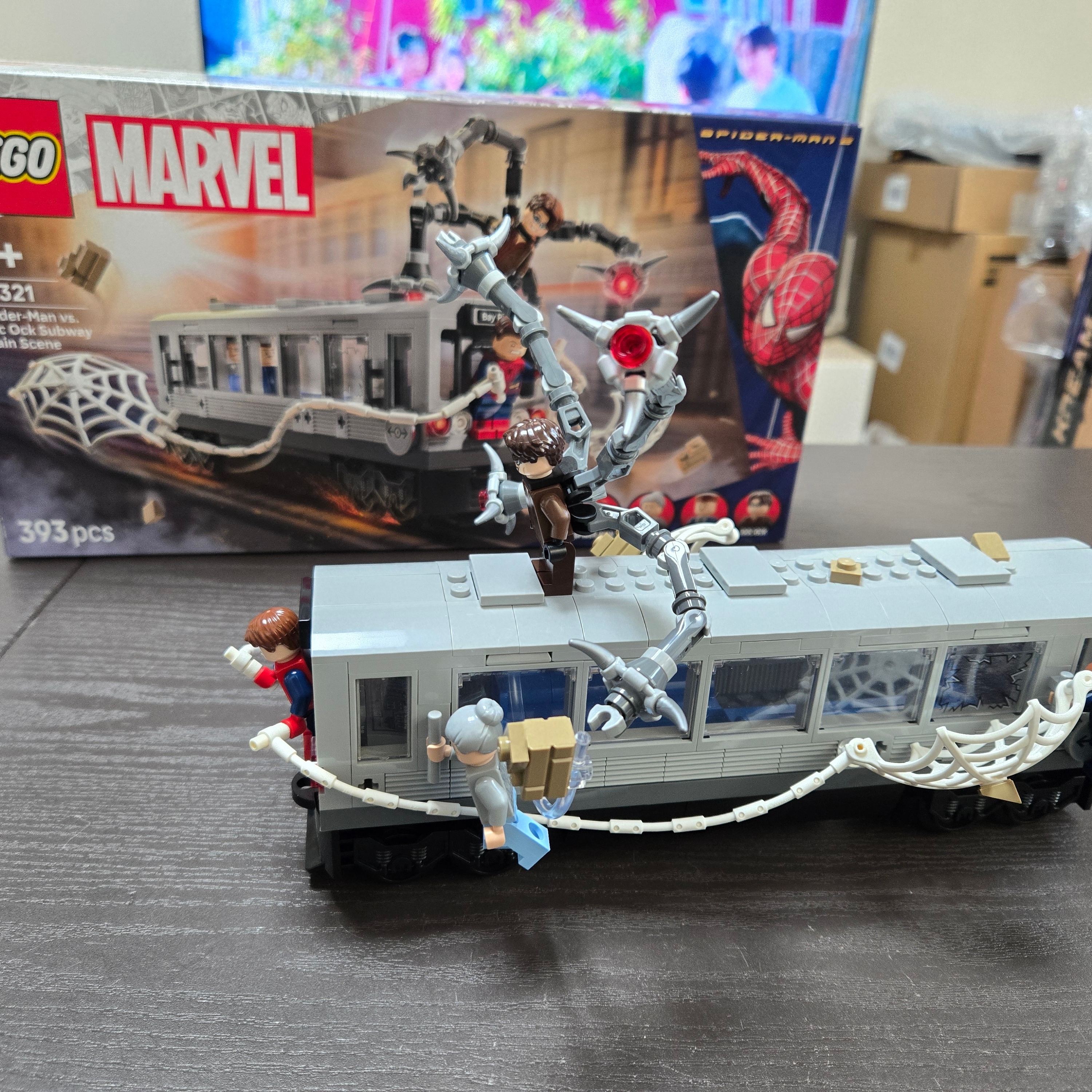 Lego Marvel Spider-Man vs. Doc Ock Subway Train Scene 착용 스타일 - 1