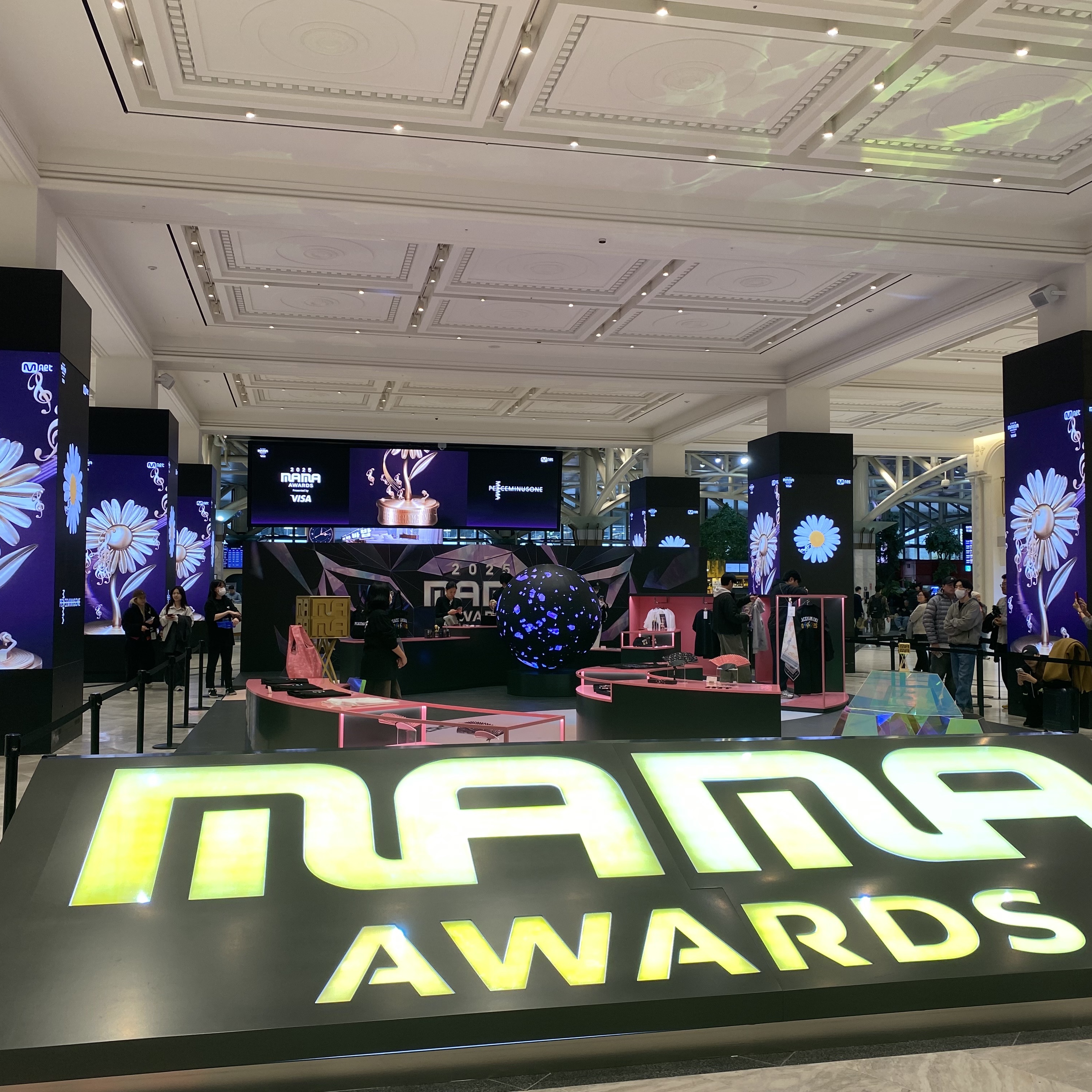 Peaceminusone x 2025 MAMA Awards Peacemamaone Cap Mesh, Peaceminusone x 2025 MAMA Awards Peacemamaone Cap Cotton 착용 스타일 - 10