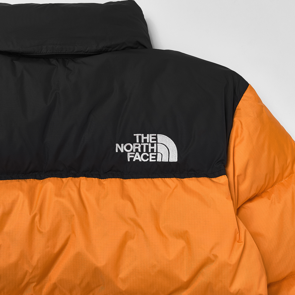 노스페이스 1996 레트로 눕시 자켓 콘 오렌지(The North Face 1996 Retro Nuptse Jacket Cone Orange) - 5