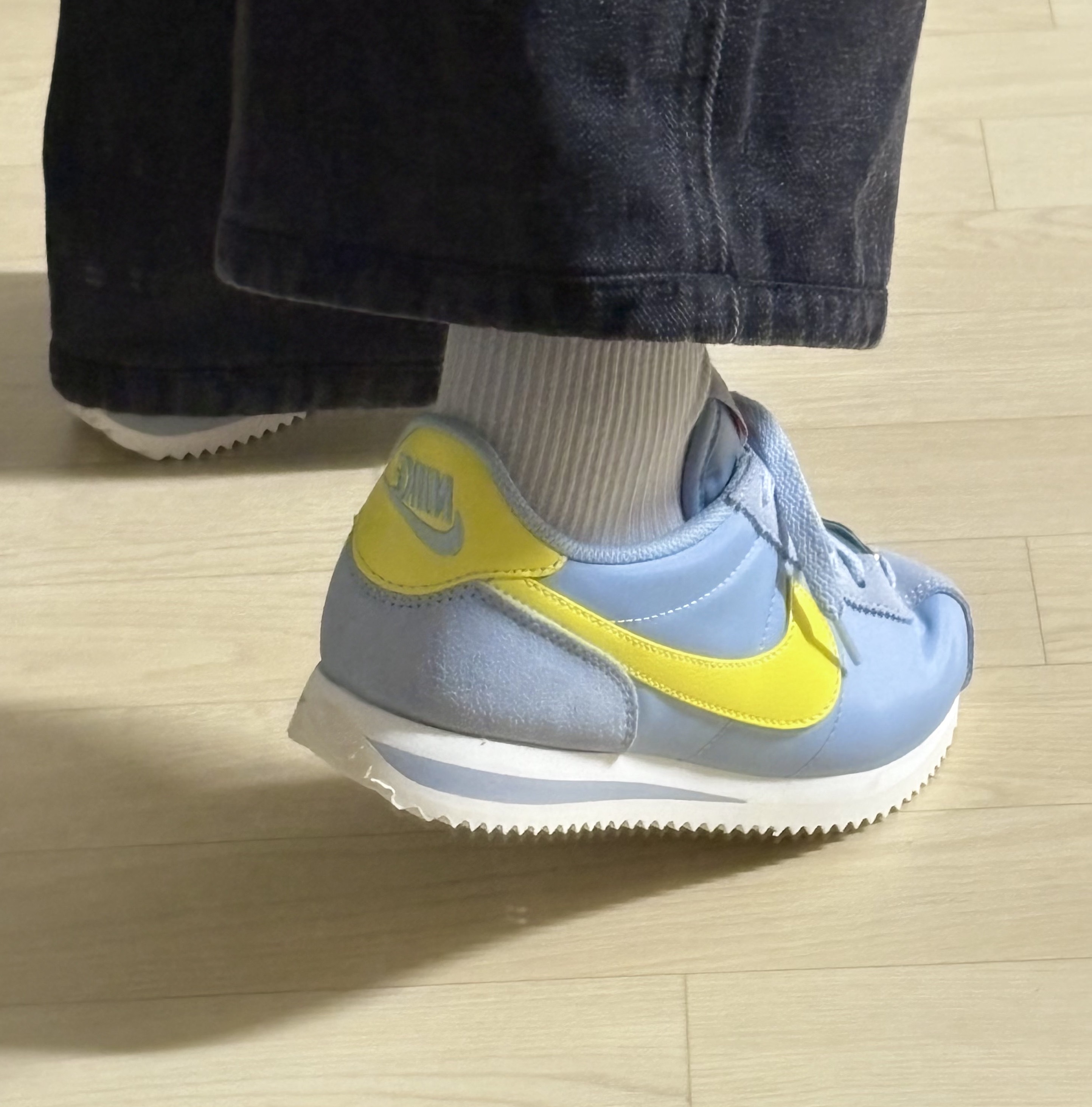 (W) Nike Cortez Textile Light Armory Blue Sail 착용 스타일 - 1