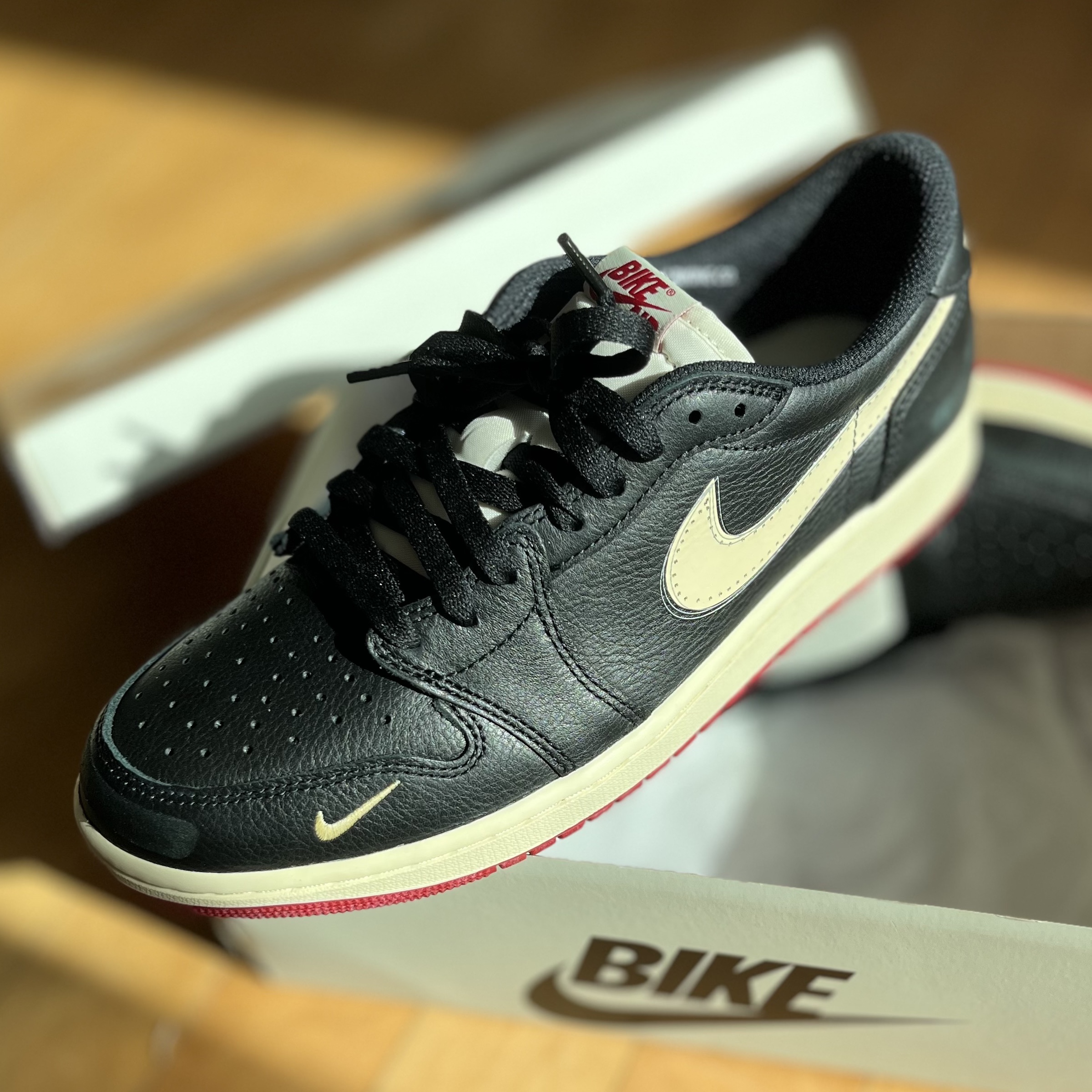 Jordan 1 x Nigel Sylvester Retro Low OG Better With Time 착용 스타일 - 2